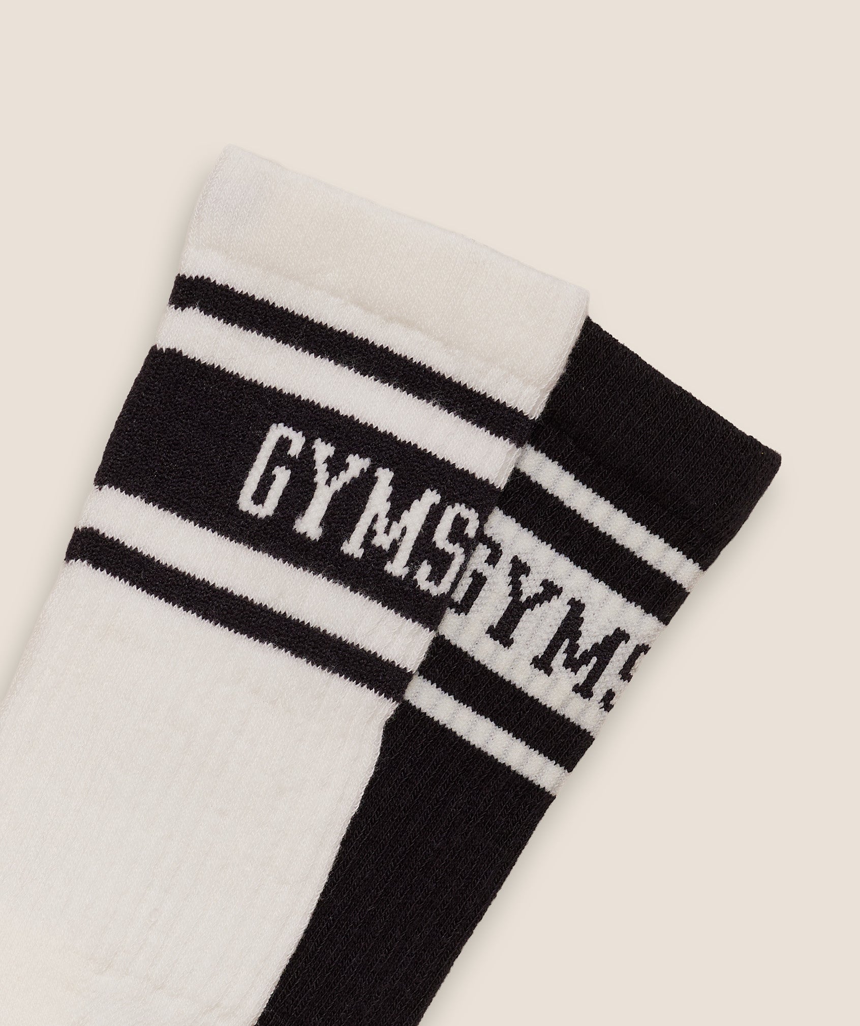 gymshark-collegiate-crew-sock-2pk-socks-black-aw25