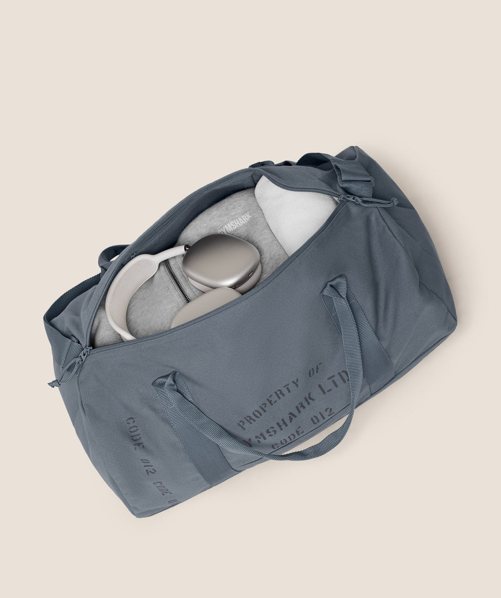 gymshark-graphic-duffle-bag-bags