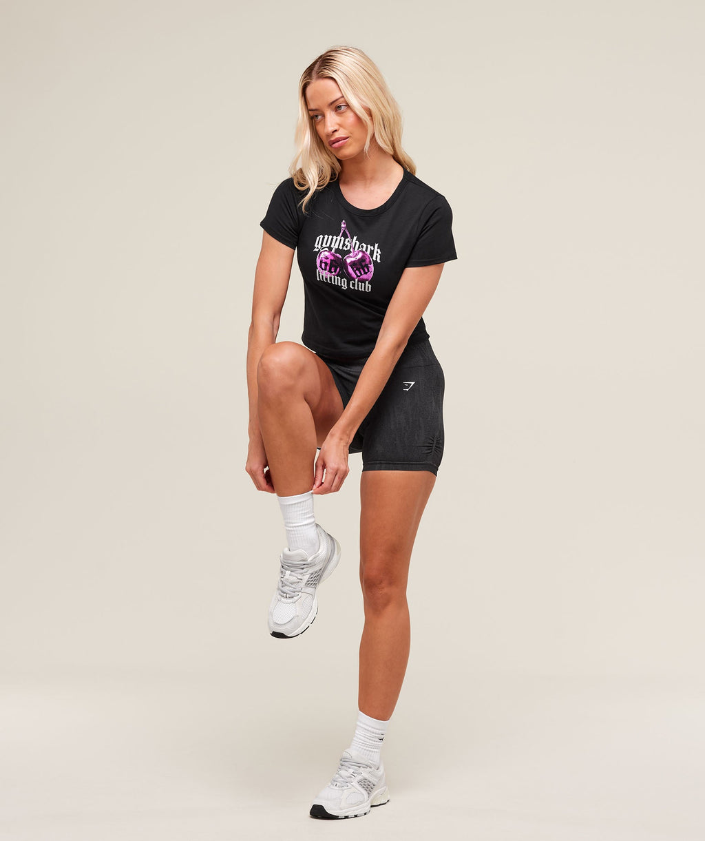gymshark-cherry-graphic-baby-tee-ss-tops-black-ss25