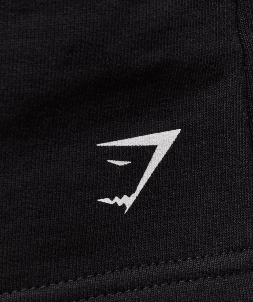gymshark-cherry-graphic-short-shorts-black-ss25
