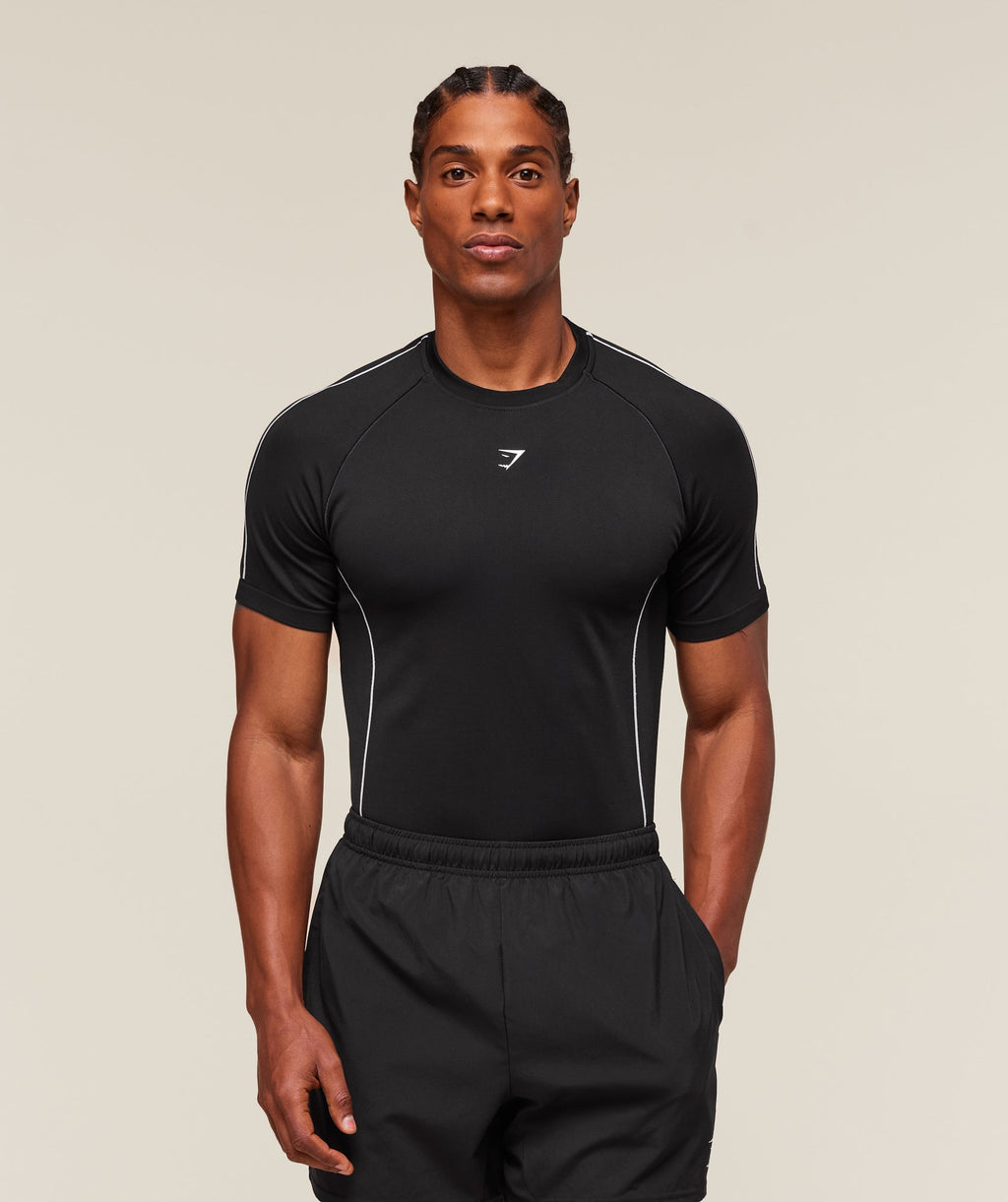 gymshark-clean-contour-seamless-t-shirt-ss-tops-black-ss25