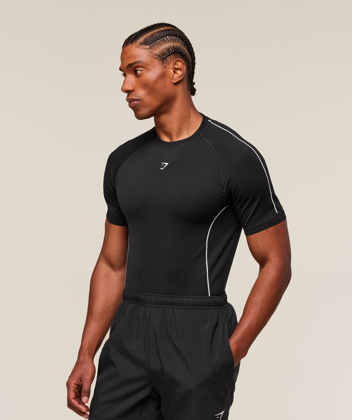 gymshark-clean-contour-seamless-t-shirt-ss-tops-black-ss25