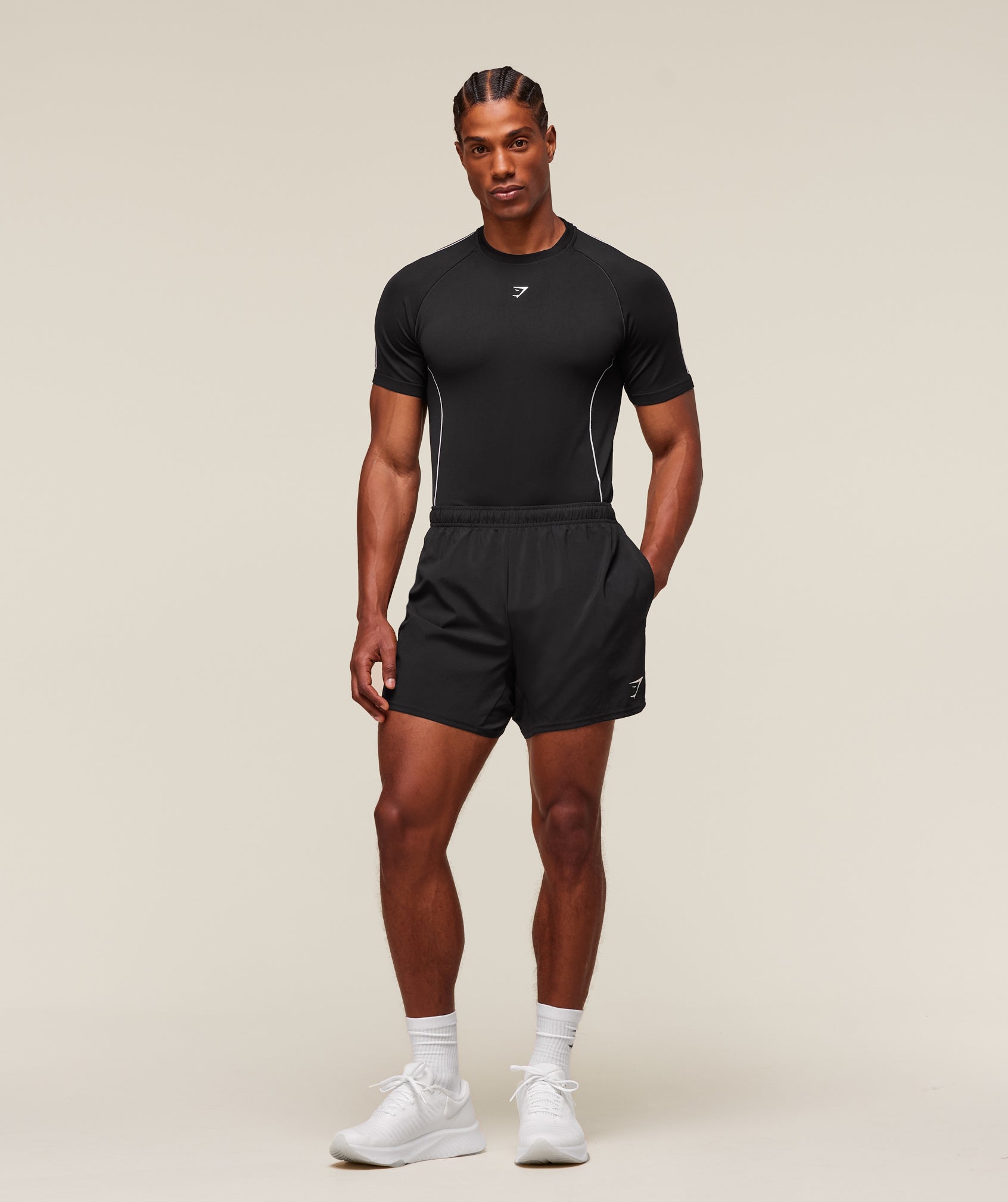 gymshark-clean-contour-seamless-t-shirt-ss-tops-black-ss25