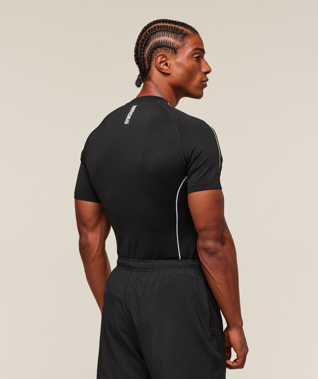 gymshark-clean-contour-seamless-t-shirt-ss-tops-black-ss25