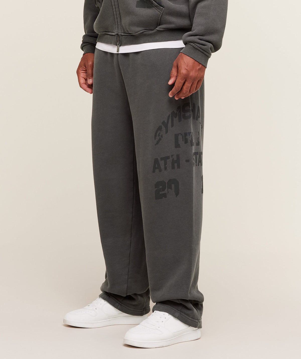gymshark-colegiate-washed-wide-leg-jogger-pants-grey-aw25