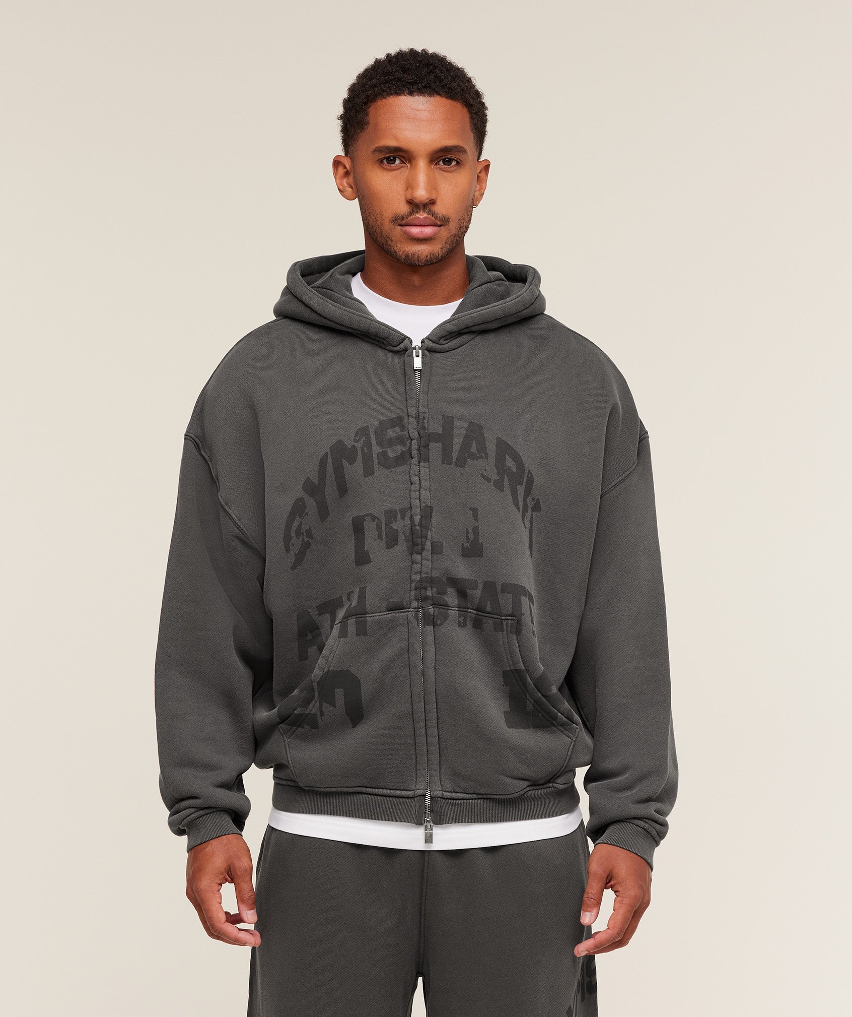 gymshark-collegiate-washed-zip-up-hoodie-pullovers-grey-aw25