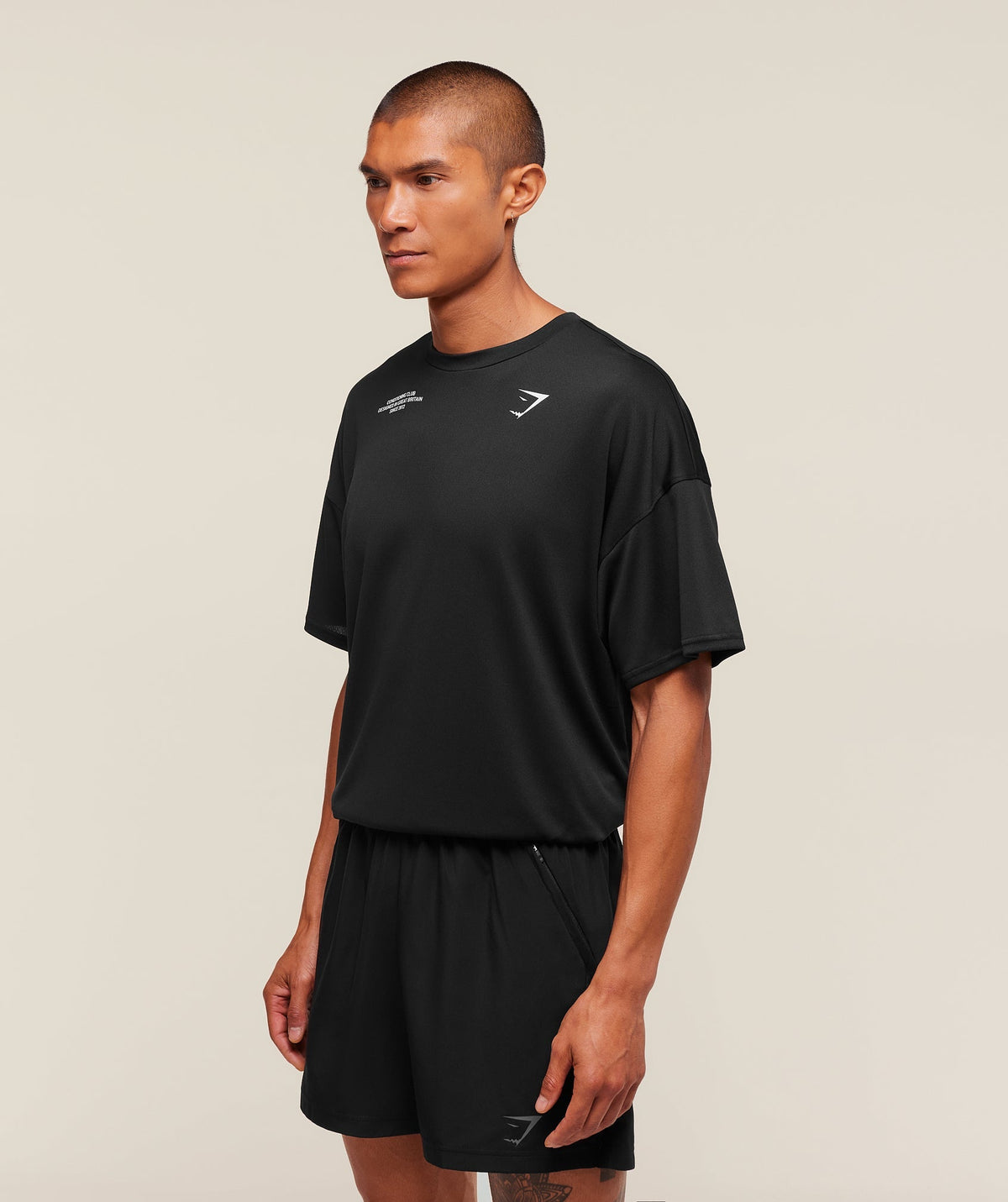gymshark-conditioning-club-oversized-t-shirt-black-ss25
