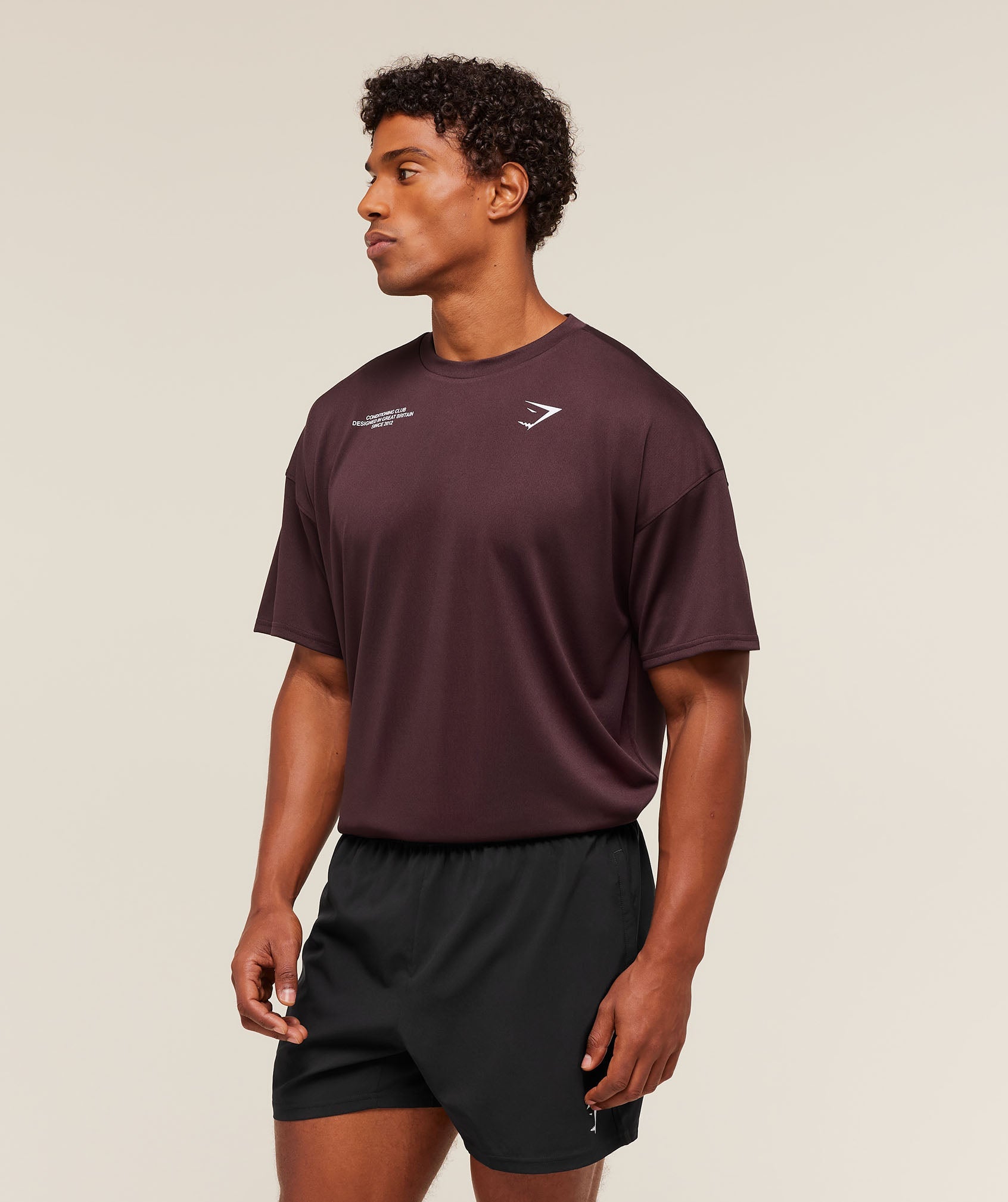 gymshark-conditioning-club-oversized-t-shirt-ss-tops-purple-aw25-1