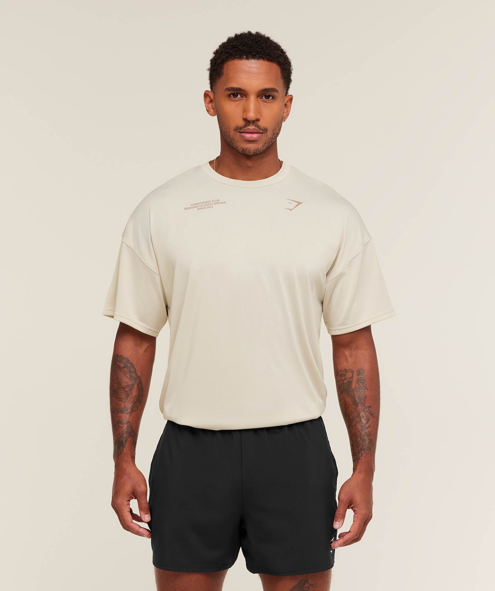 gymshark-conditioning-club-oversized-t-shirt-ss-tops-grey-aw25-1