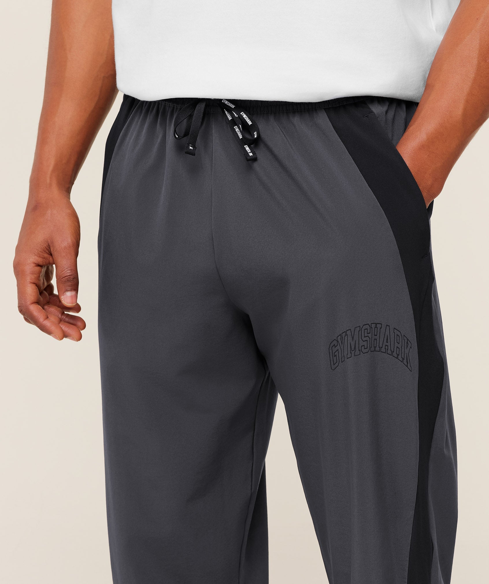 gymshark-collegiate-tech-pant-pants-grey-ss26
