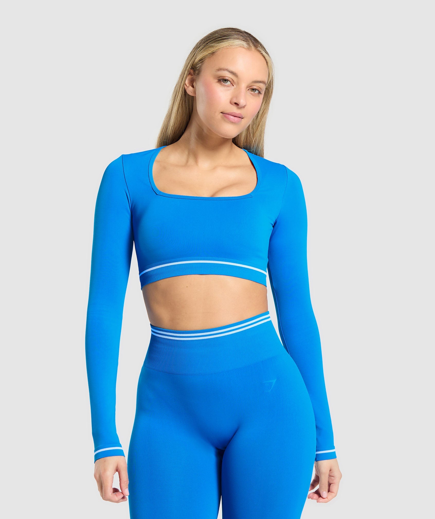 gymshark-contrast-seamless-crop-top-crop-tops-blue-ss25