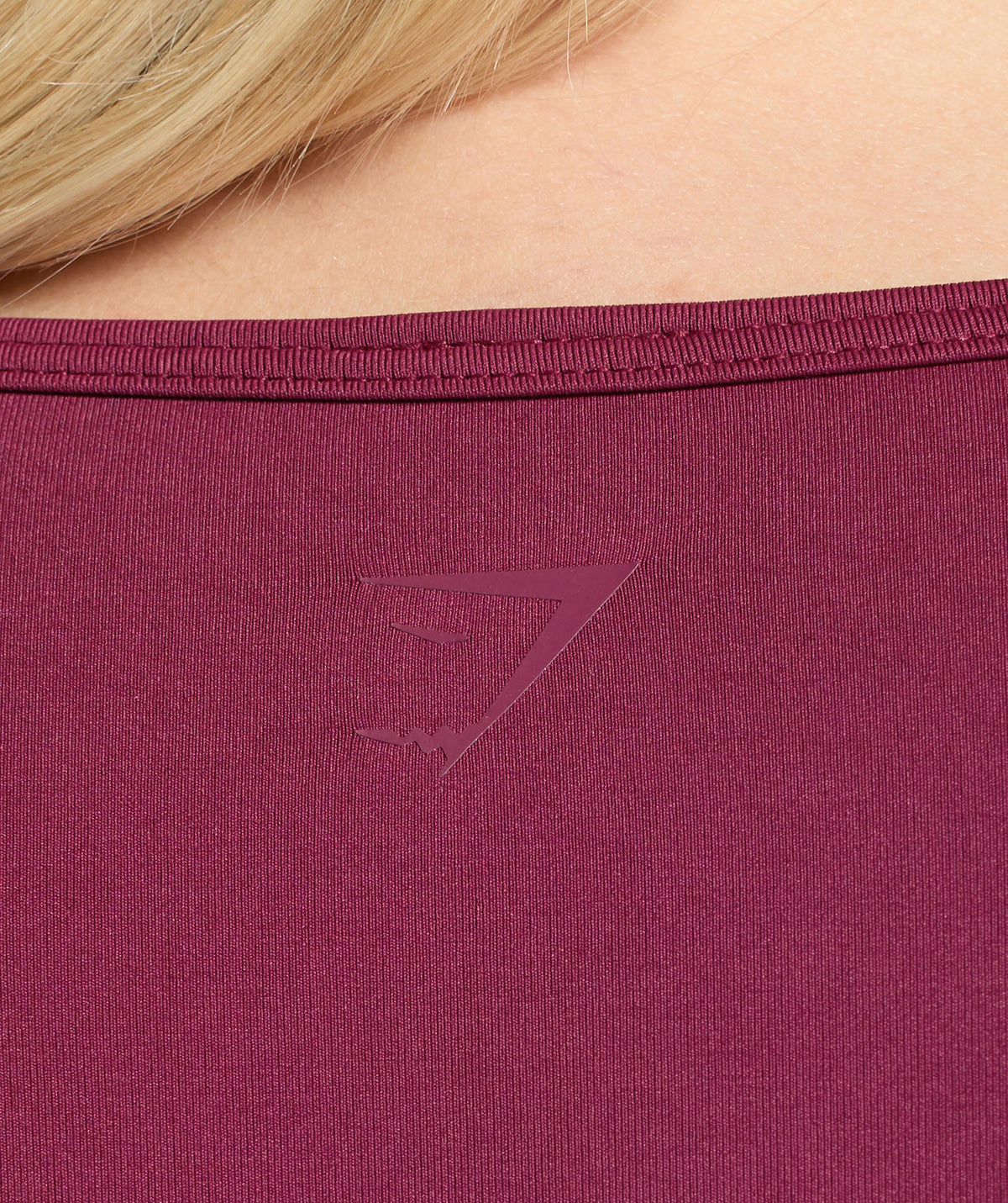 gymshark-contrast-seamless-crop-top-crop-tops-pink-ss25