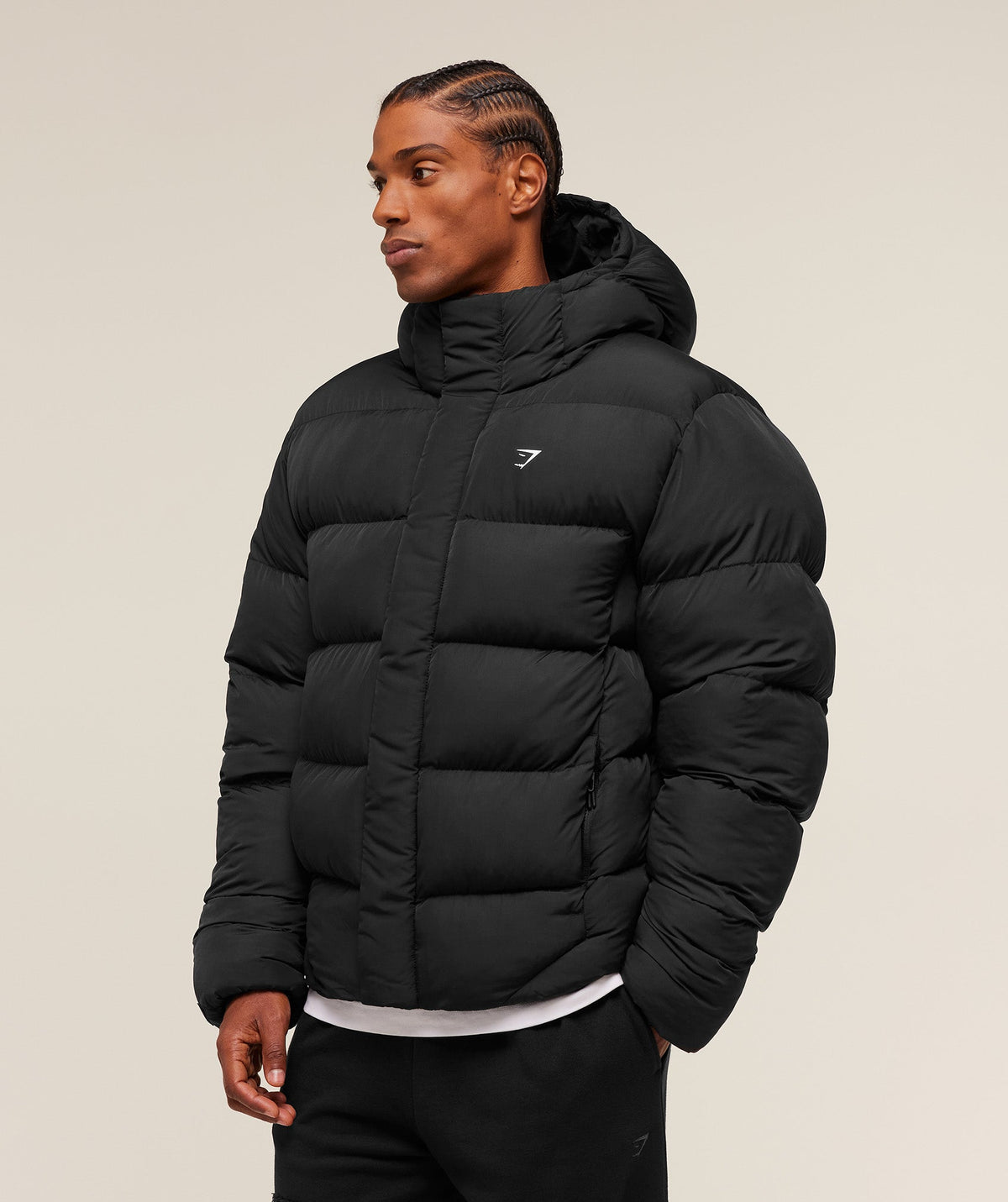 gymshark-hooded-puffer-jacket-jackets-outerwear-black-aw25