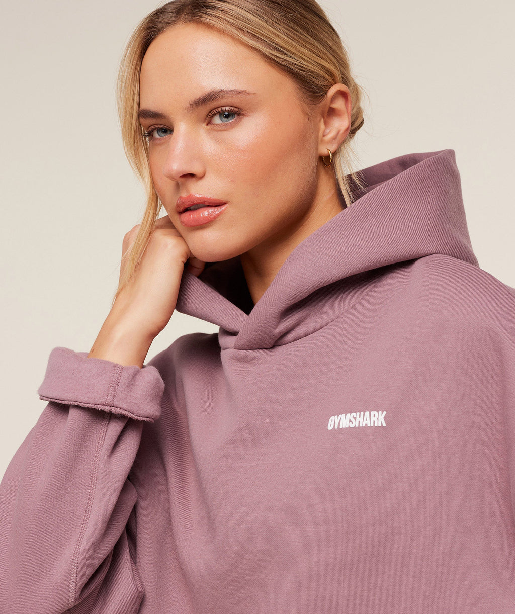 gymshark-cosy-luxe-hoodie-pullovers