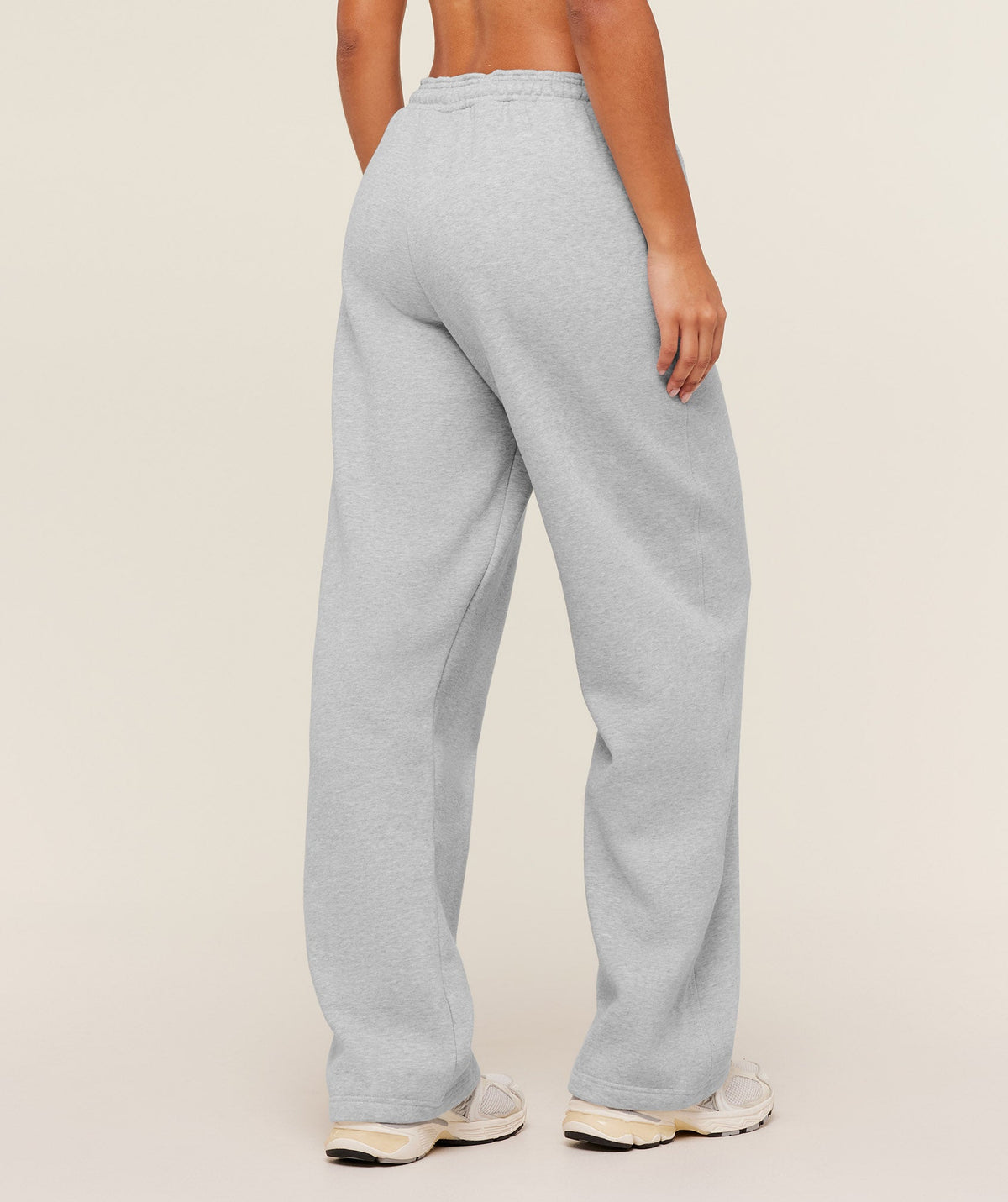 gymshark-cosy-luxe-straight-leg-jogger-long-leg-pants