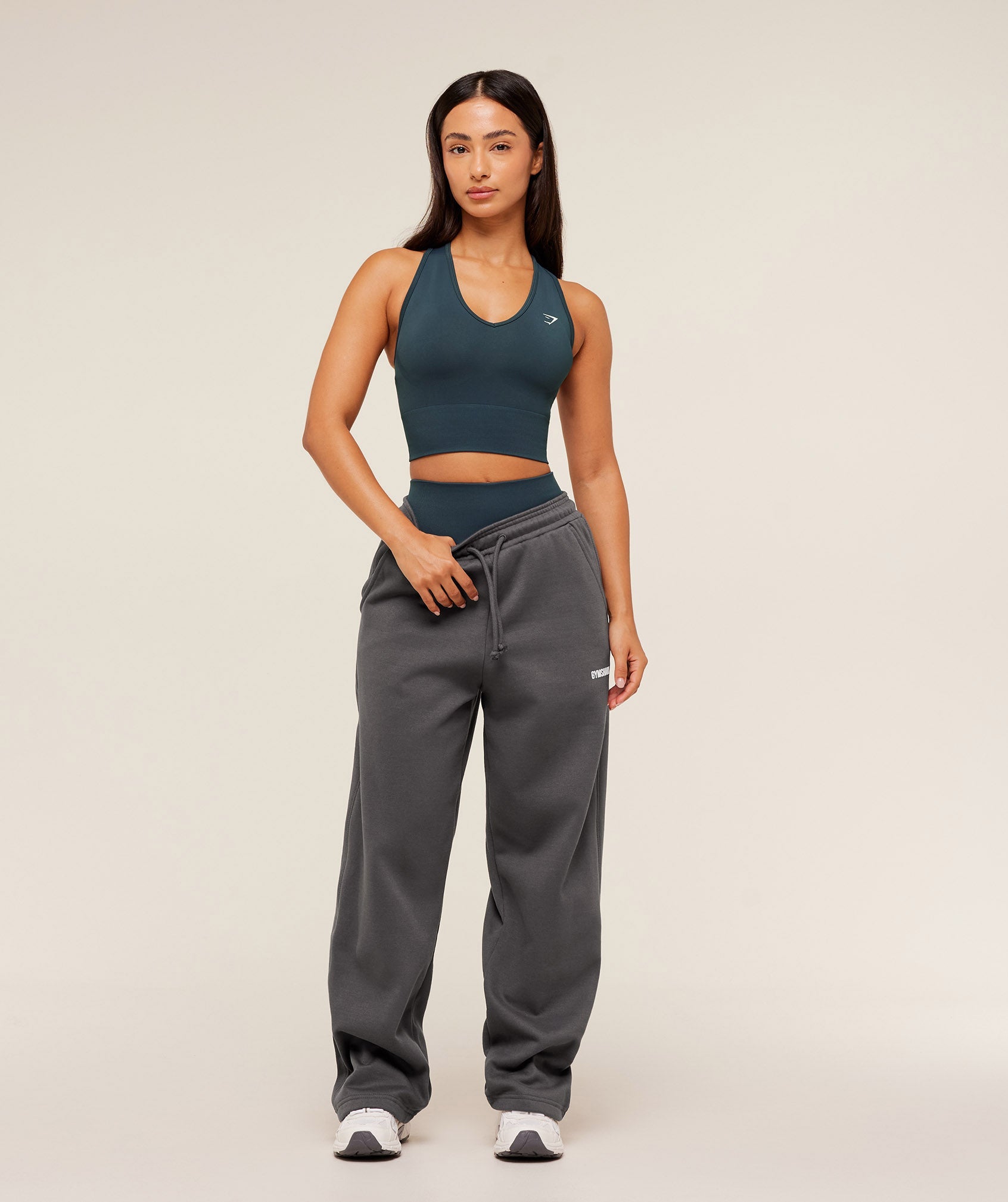 gymshark-cosy-luxe-straight-leg-jogger-short-leg-pants-grey-ss26