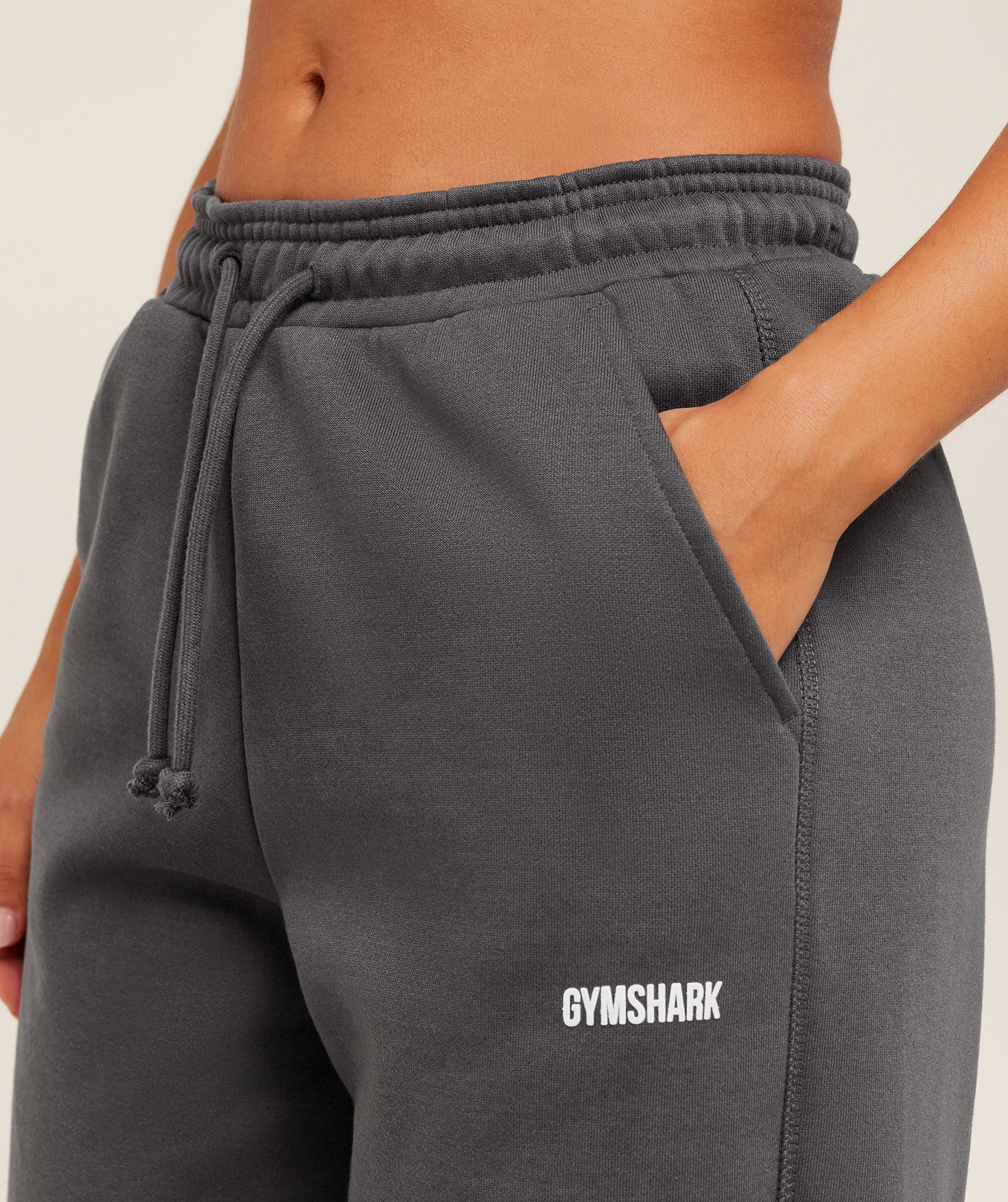 gymshark-cosy-luxe-straight-leg-jogger-short-leg-pants-grey-ss26