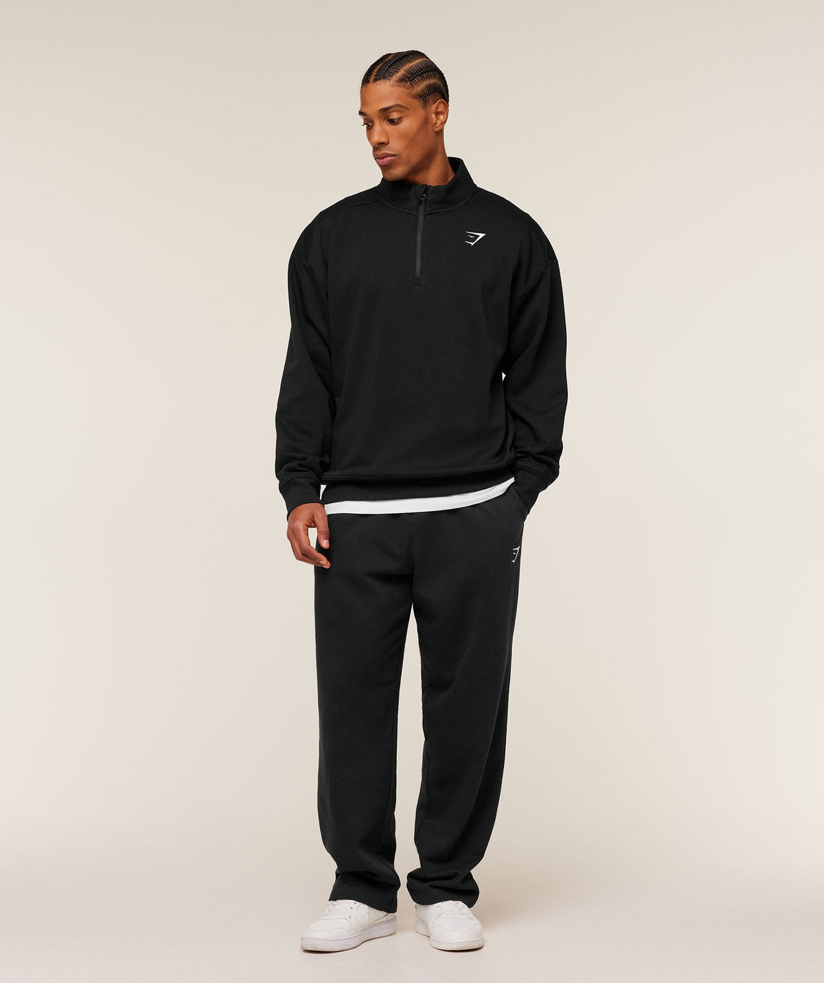 gymshark-crest-1-4-zip-pullovers