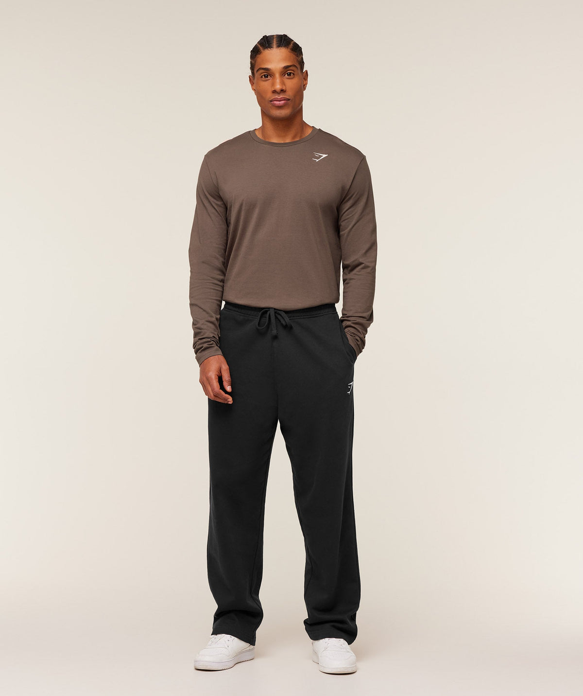 gymshark-crest-long-sleeve-t-shirt-ls-tops
