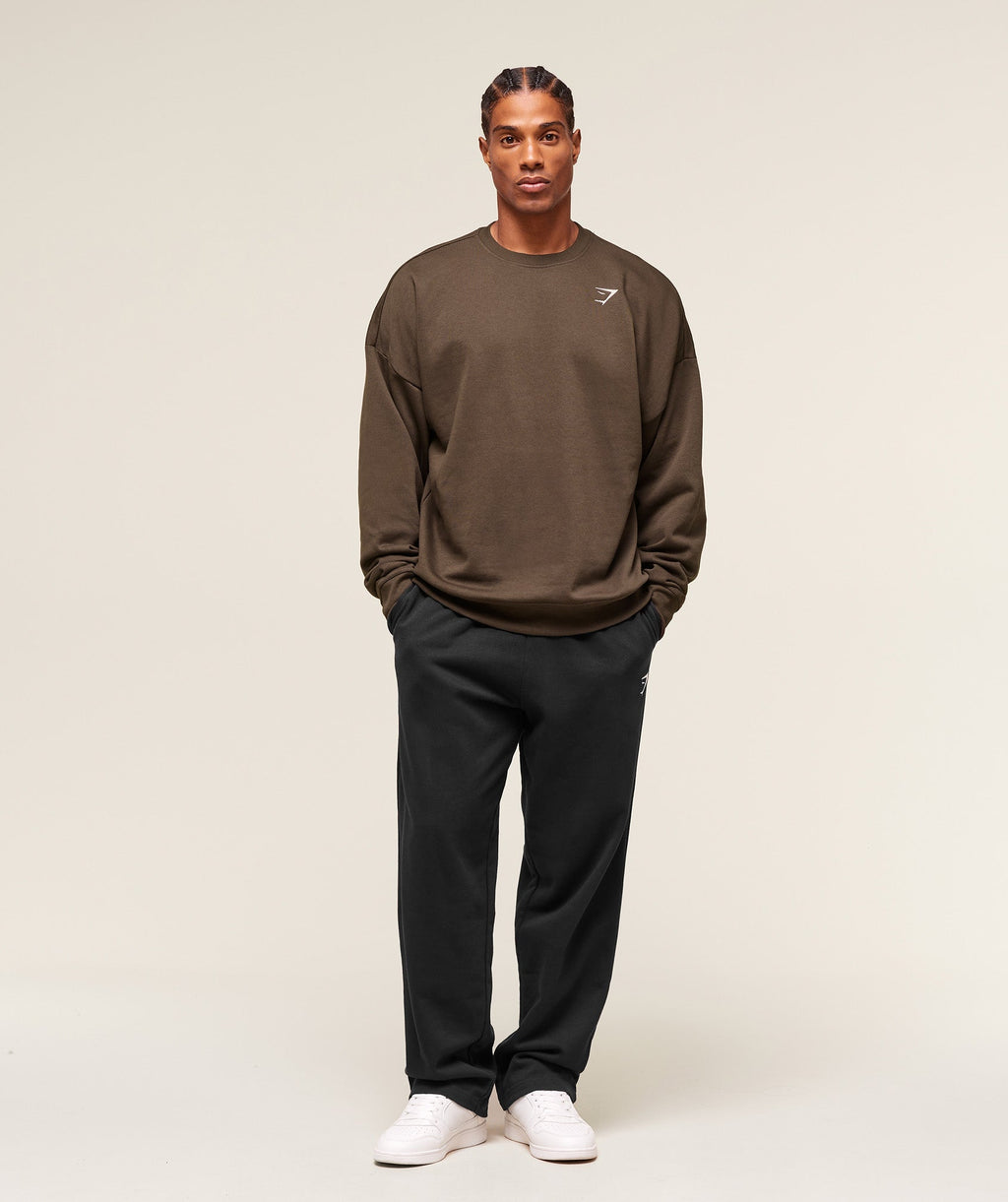 gymshark-crest-oversized-crew-pullovers-brown-aw25