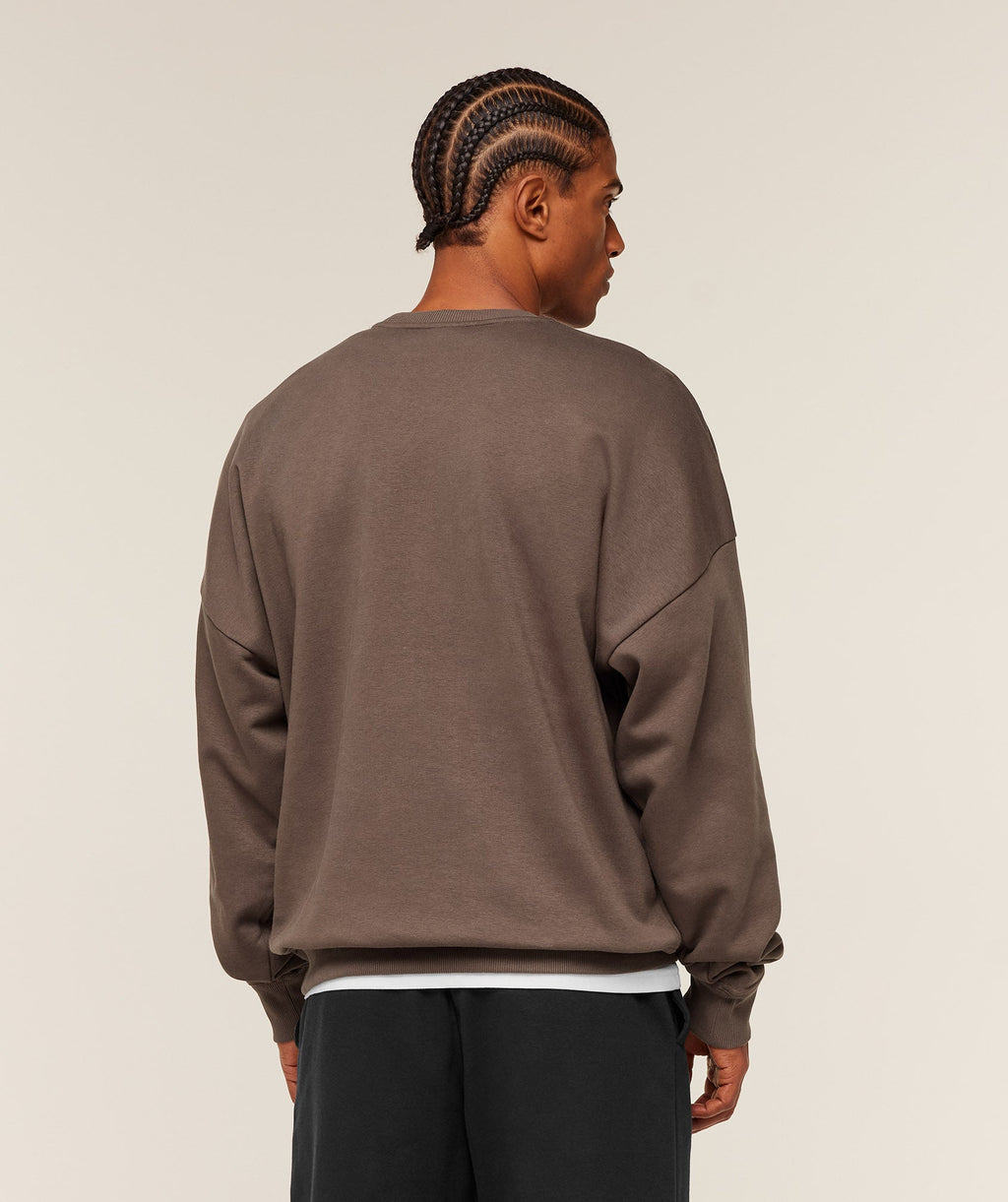 gymshark-oversized-crest-crew-pullovers