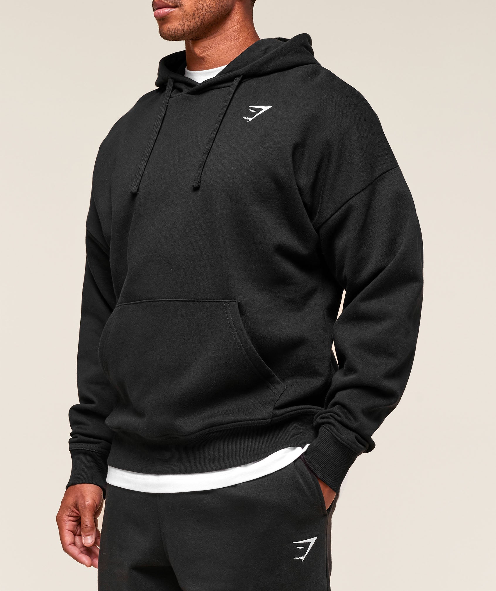 gymshark-crest-oversized-hoodie-black-ss24