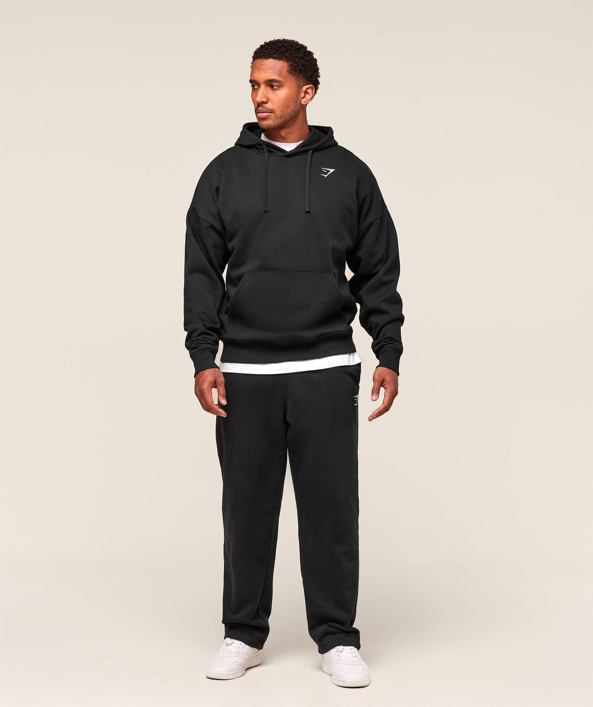 gymshark-crest-oversized-hoodie-black-ss24