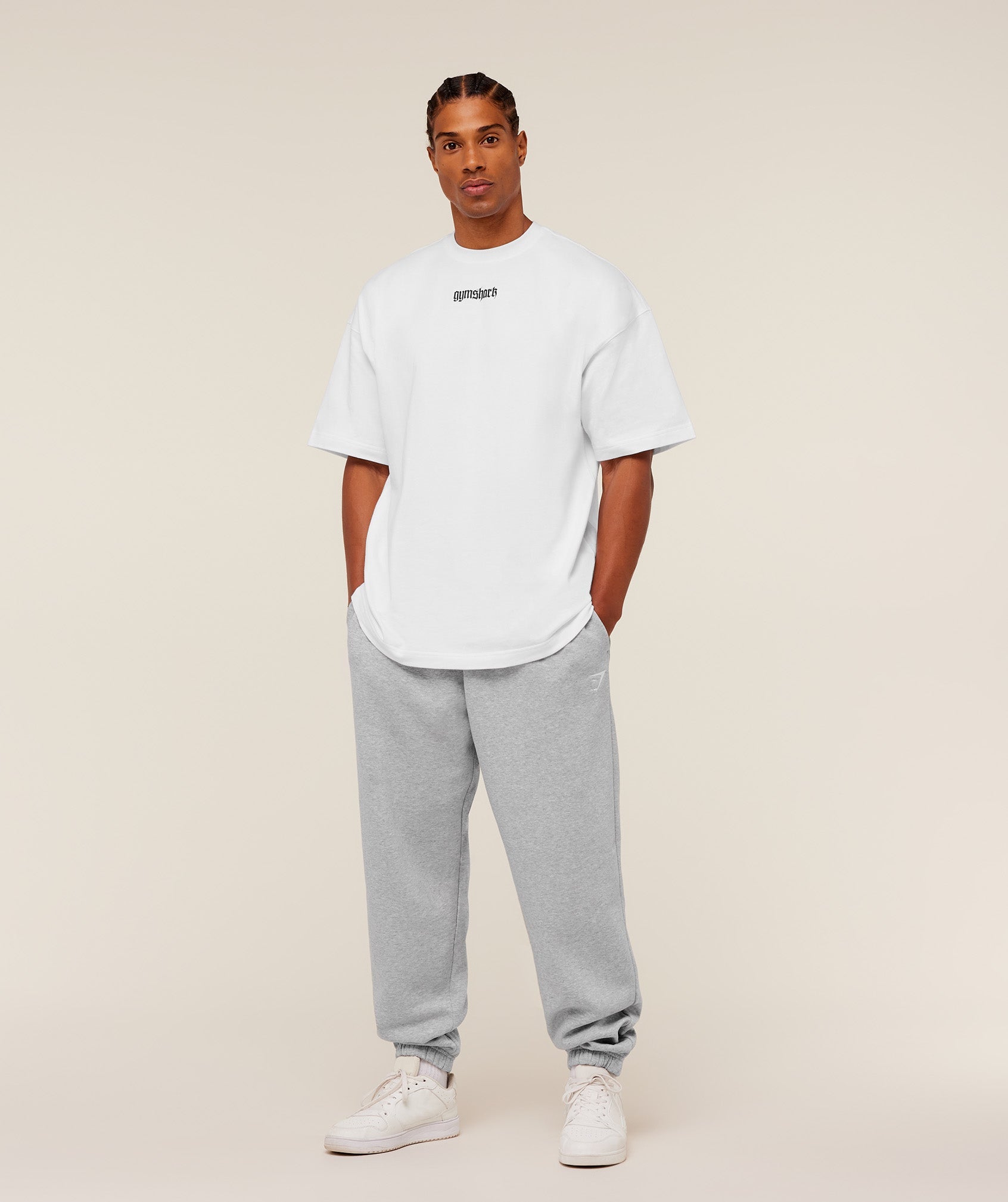 gymshark-crest-oversized-jogger-pants-grey-ss26