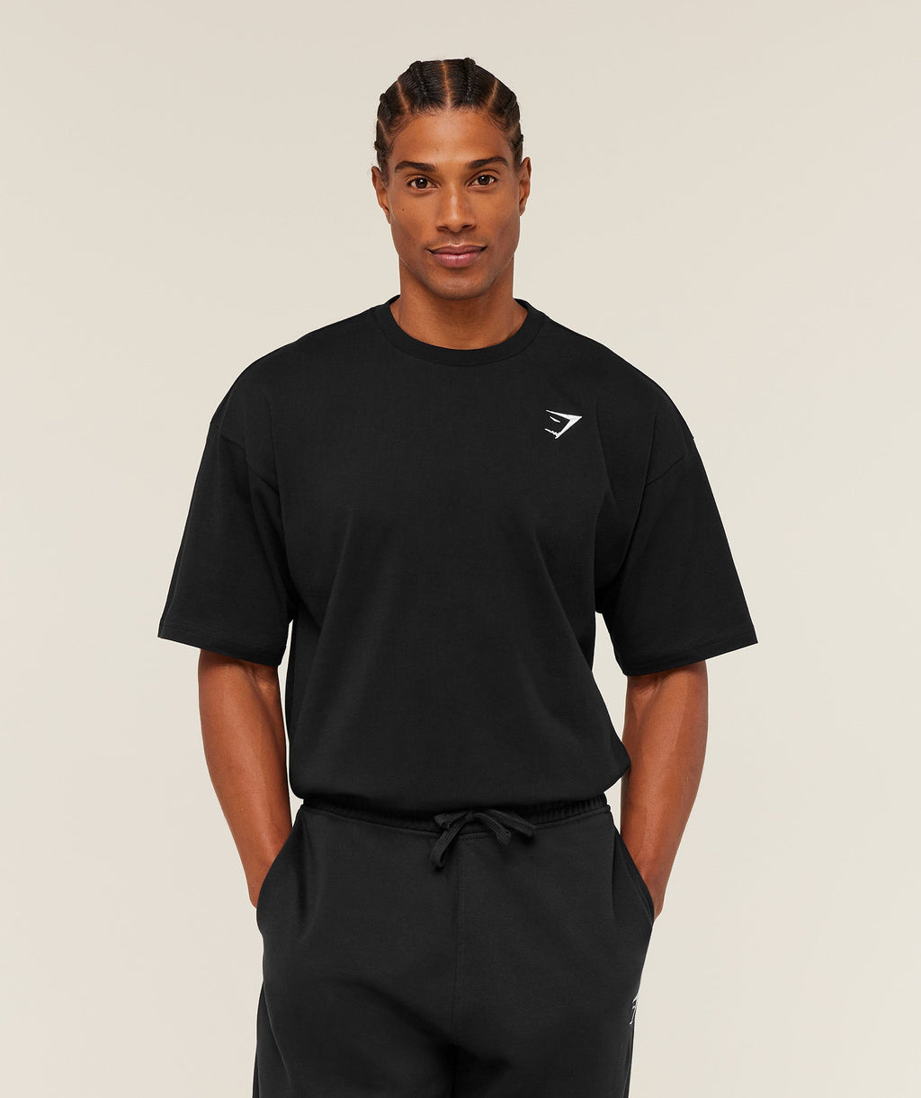 gymshark-crest-oversized-t-shirt-ss-tops-black-ss26