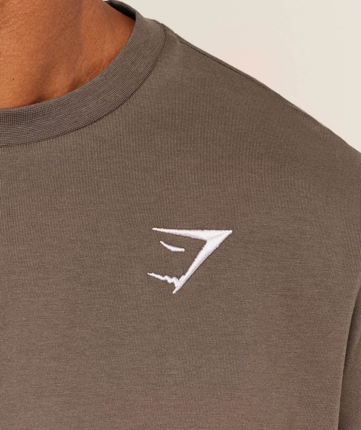 gymshark-crest-oversized-t-shirt-ss-tops-brown-ss26