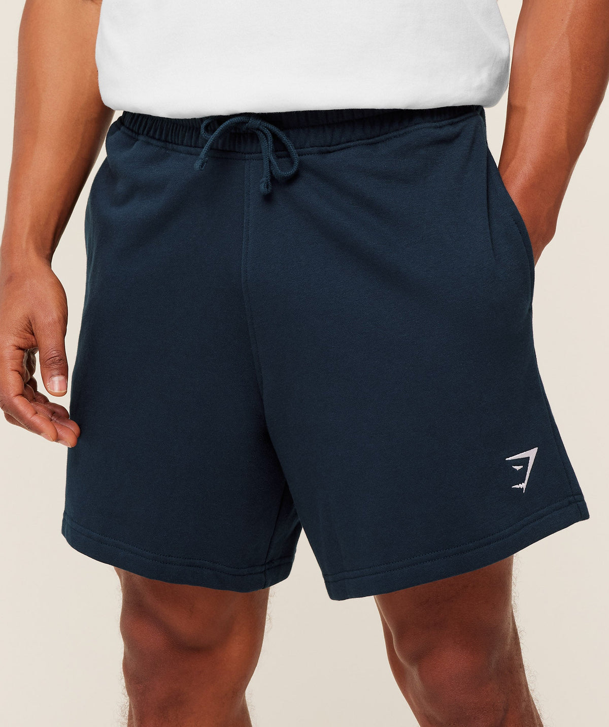 gymshark-crest-short-shorts