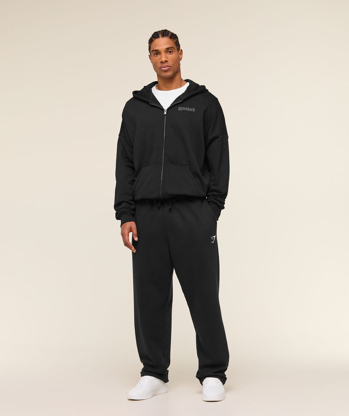 gymshark-crest-straight-leg-joggers-black-aw23