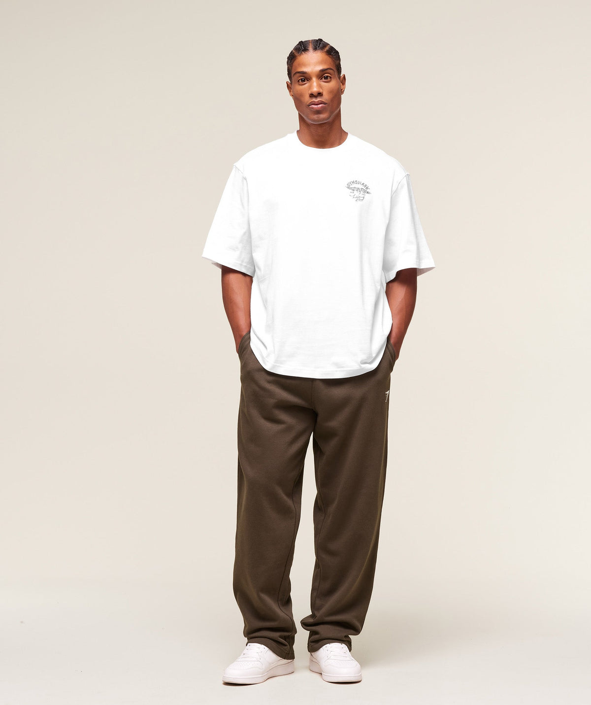 gymshark-crest-straight-leg-joggers-pants-brown-aw25
