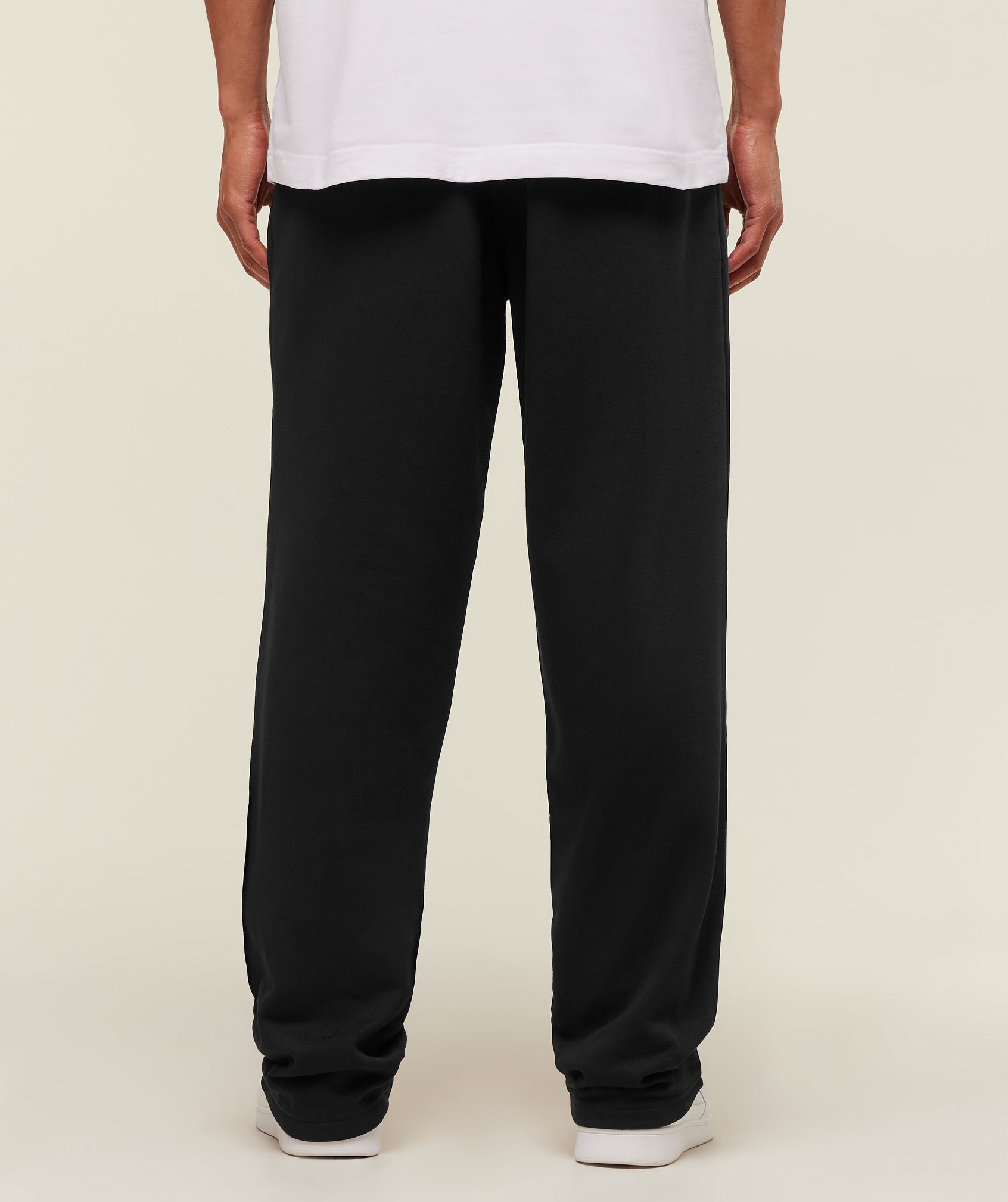 gymshark-crest-straight-leg-jogger-tall-pants-black-aw25