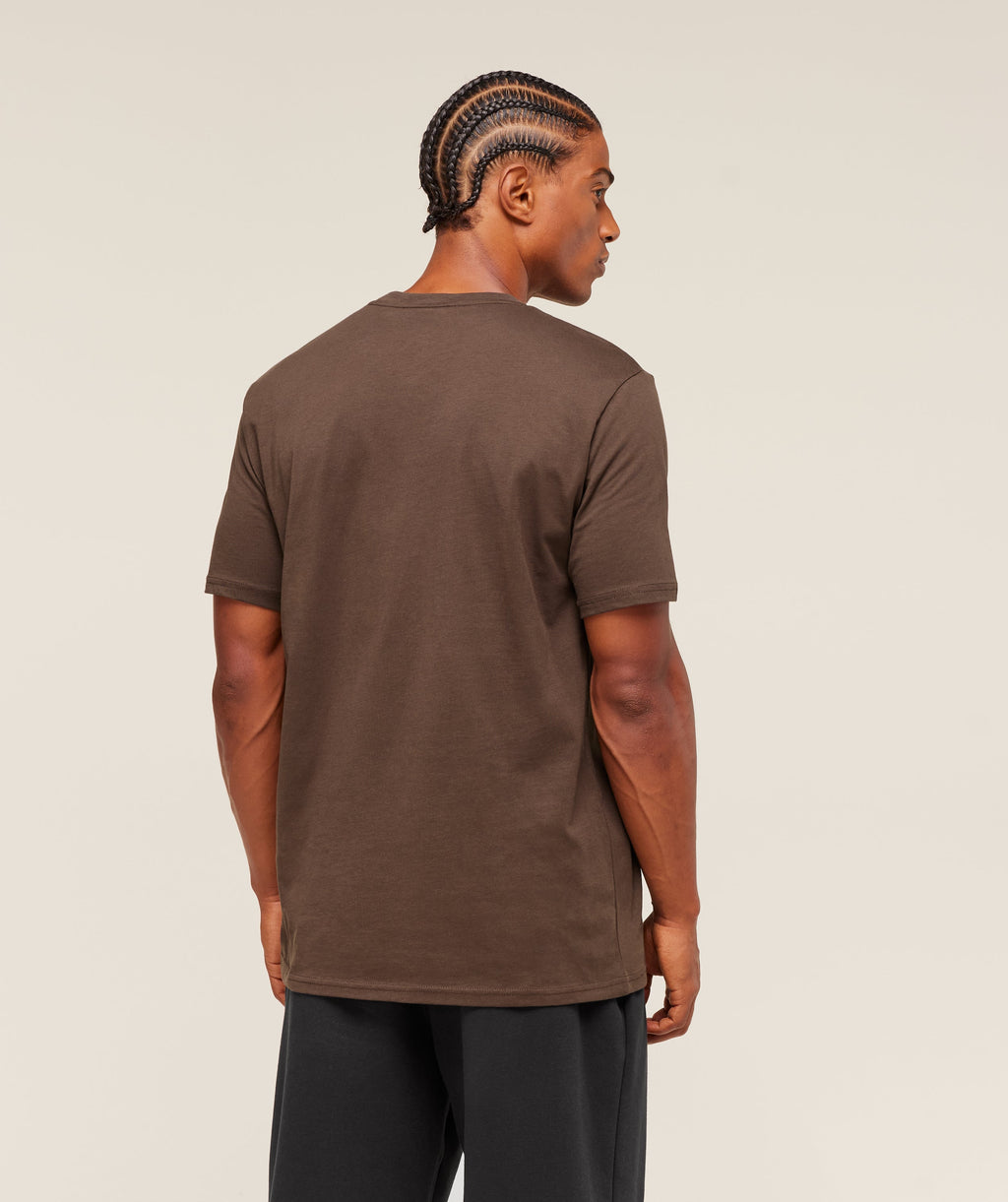 gymshark-crest-t-shirt-ss-tops-brown-aw25