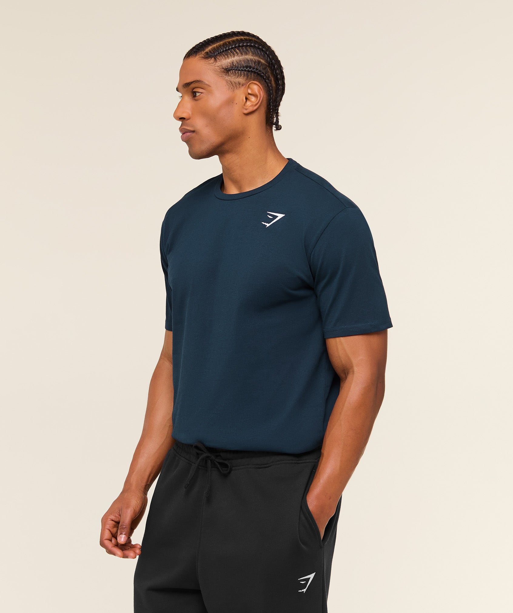 gymshark-crest-t-shirt-navy-aw21