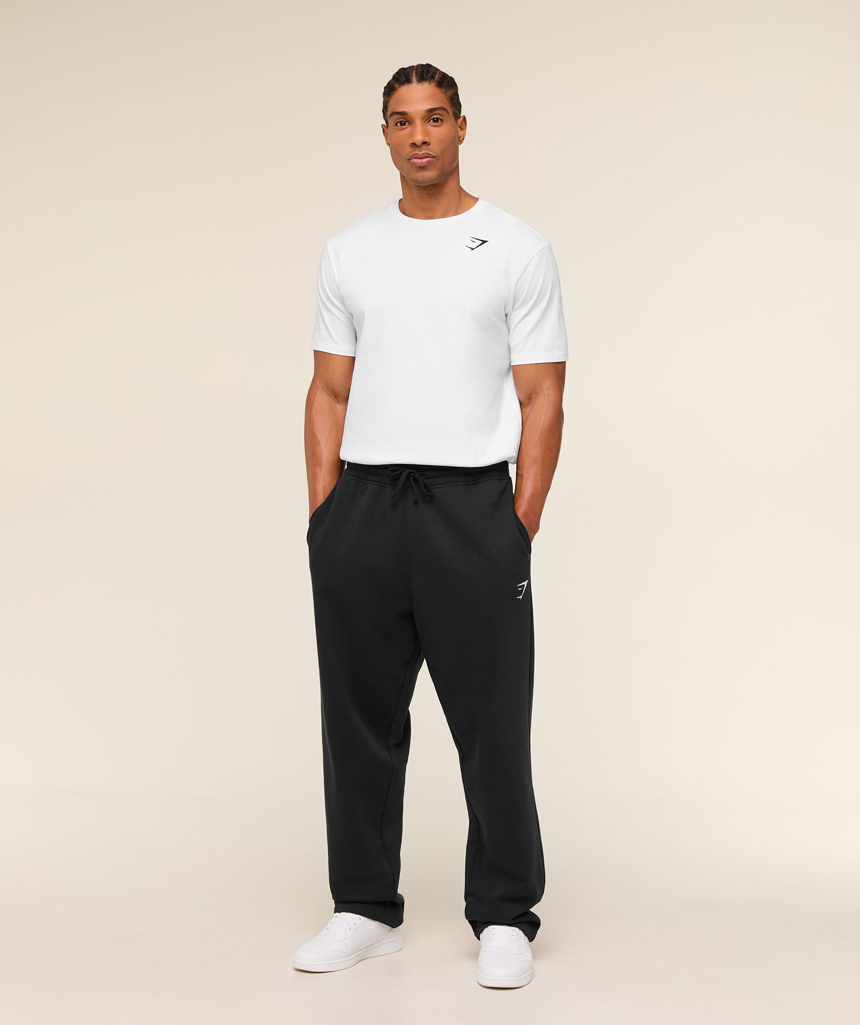 gymshark-crest-t-shirt-white-aw21