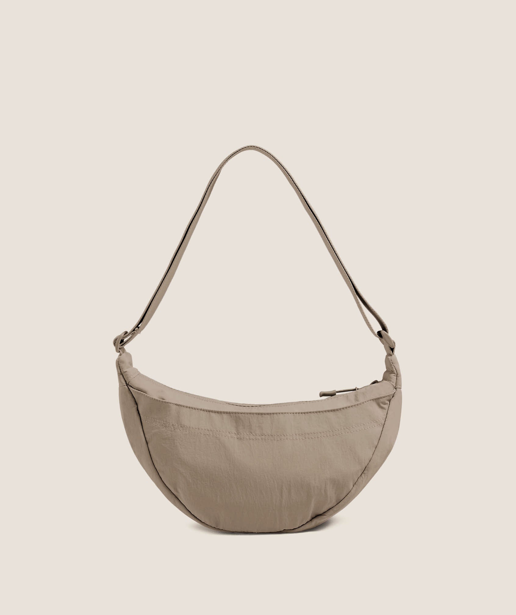 gymshark-pleat-crossbody-bags-grey-aw25