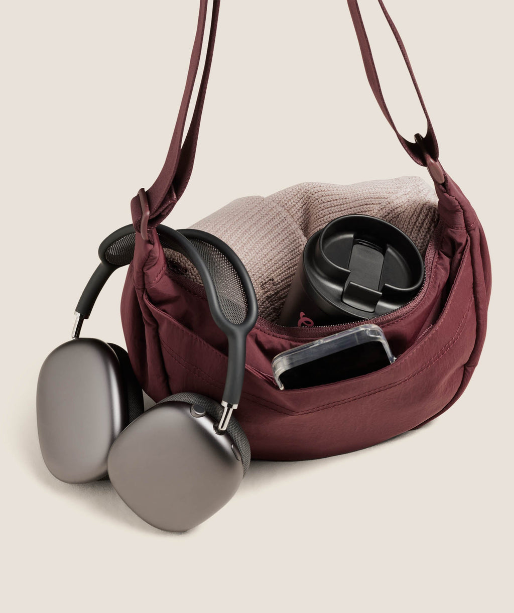 gymshark-pleat-crossbody-bags-brown-aw25