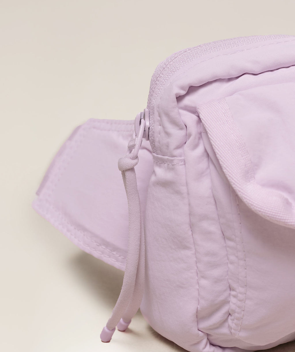 gymshark-pleat-sling-bag-bags-pink-ss25