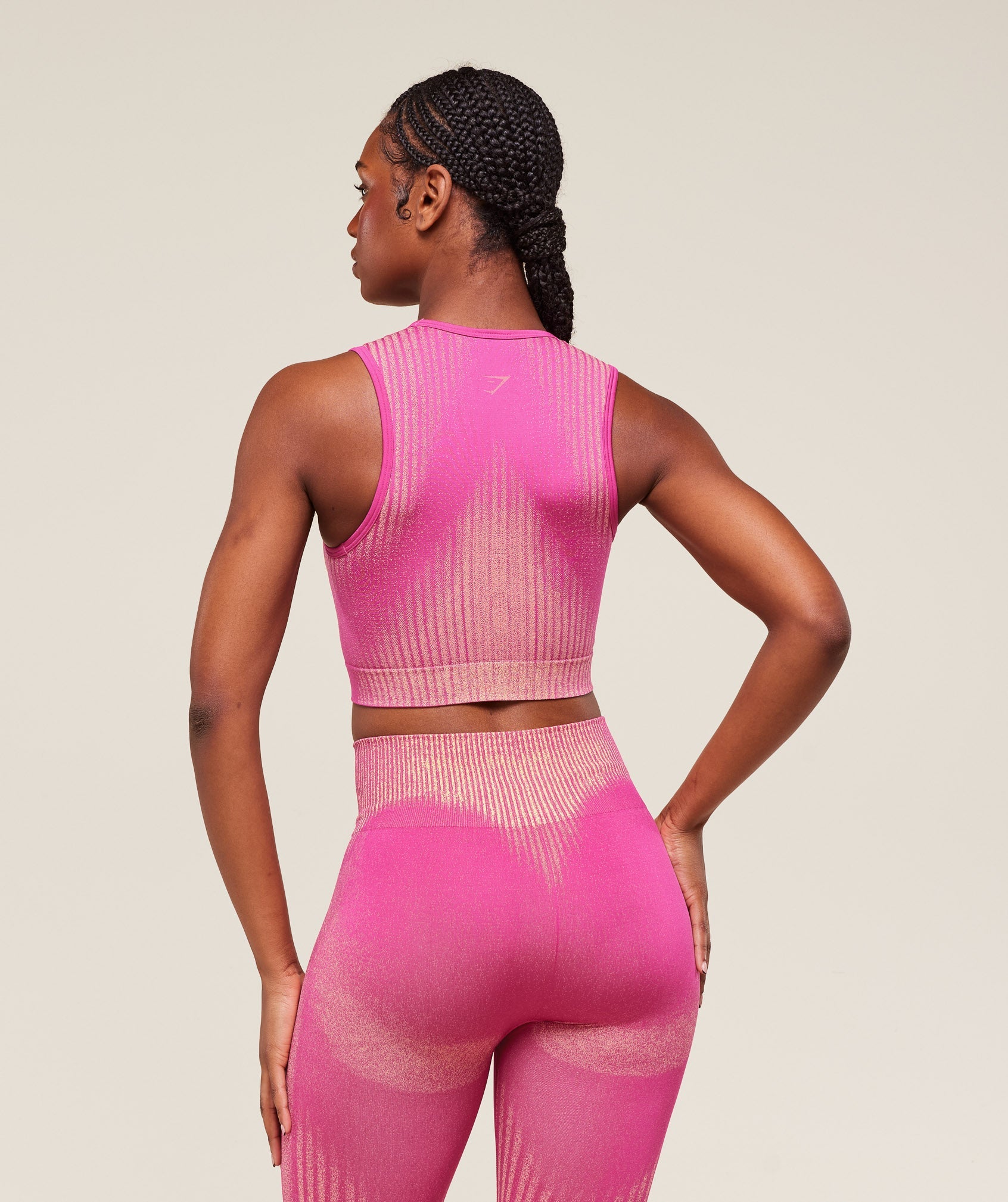 gymshark-diffuse-seamless-cropped-tank-crop-tops-pink-ss25
