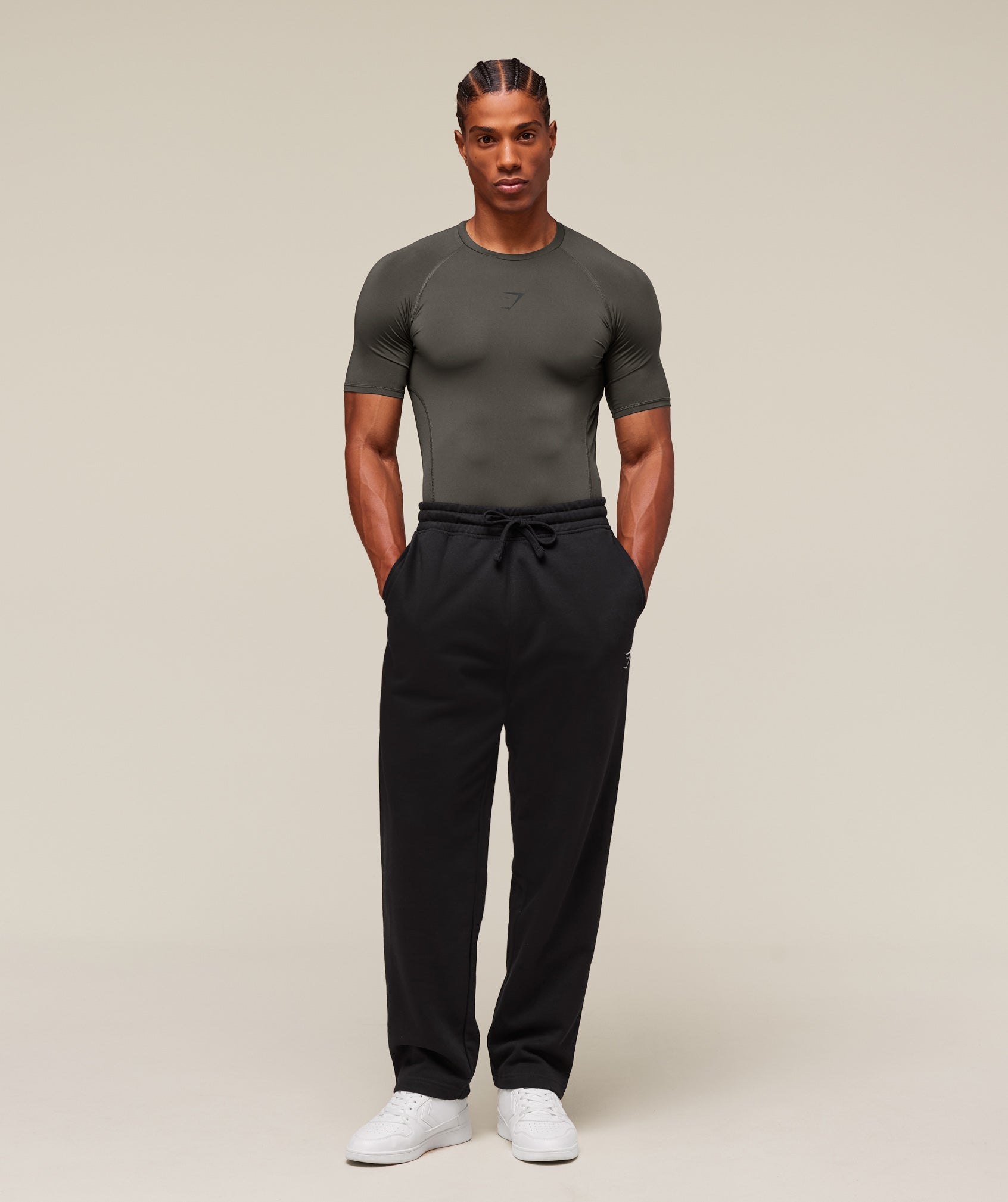 gymshark-element-baselayer-t-shirt-ss-tops-green-ss25