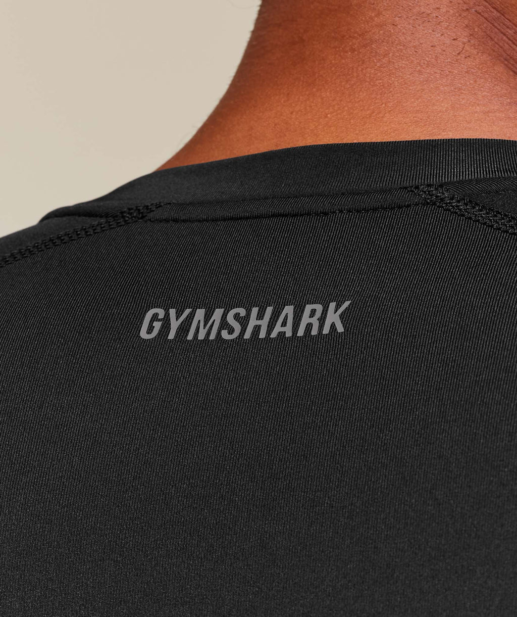 gymshark-element-baselayer-long-sleeve-t-shirt-ls-tops-black-ss25