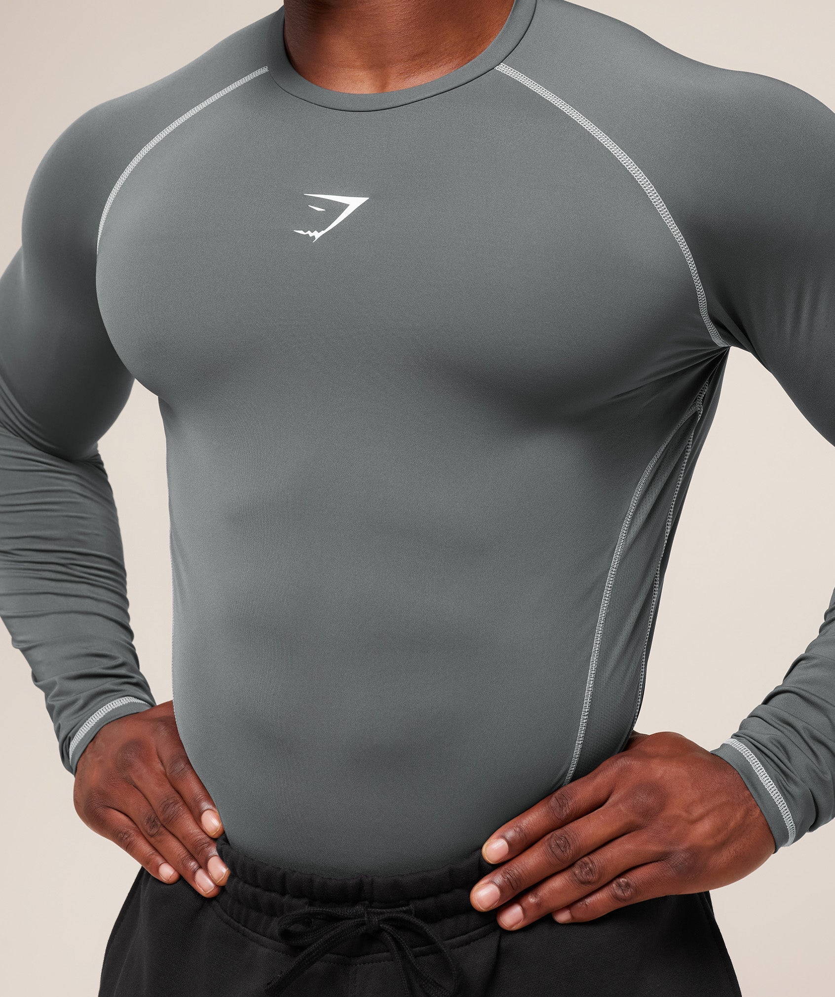 gymshark-element-baselayer-long-sleeve-t-shirt-ls-tops-grey-aw25