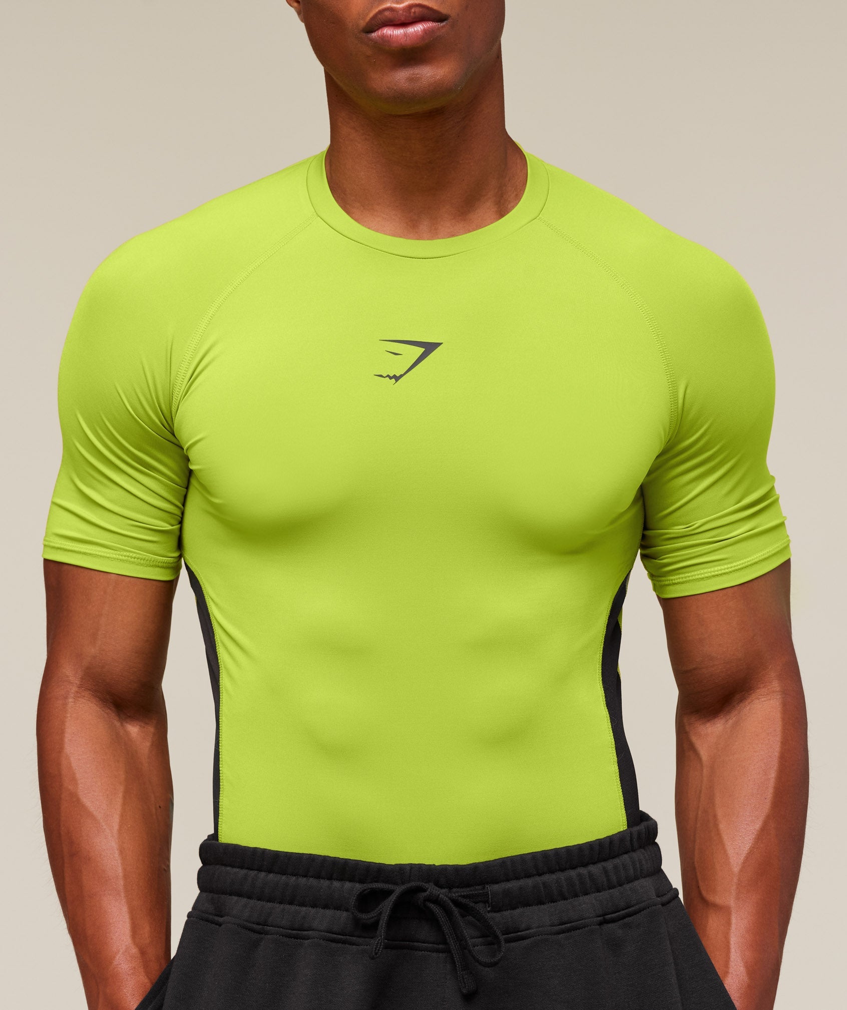 gymshark-element-baselayer-t-shirt-zest-green-black-ss25