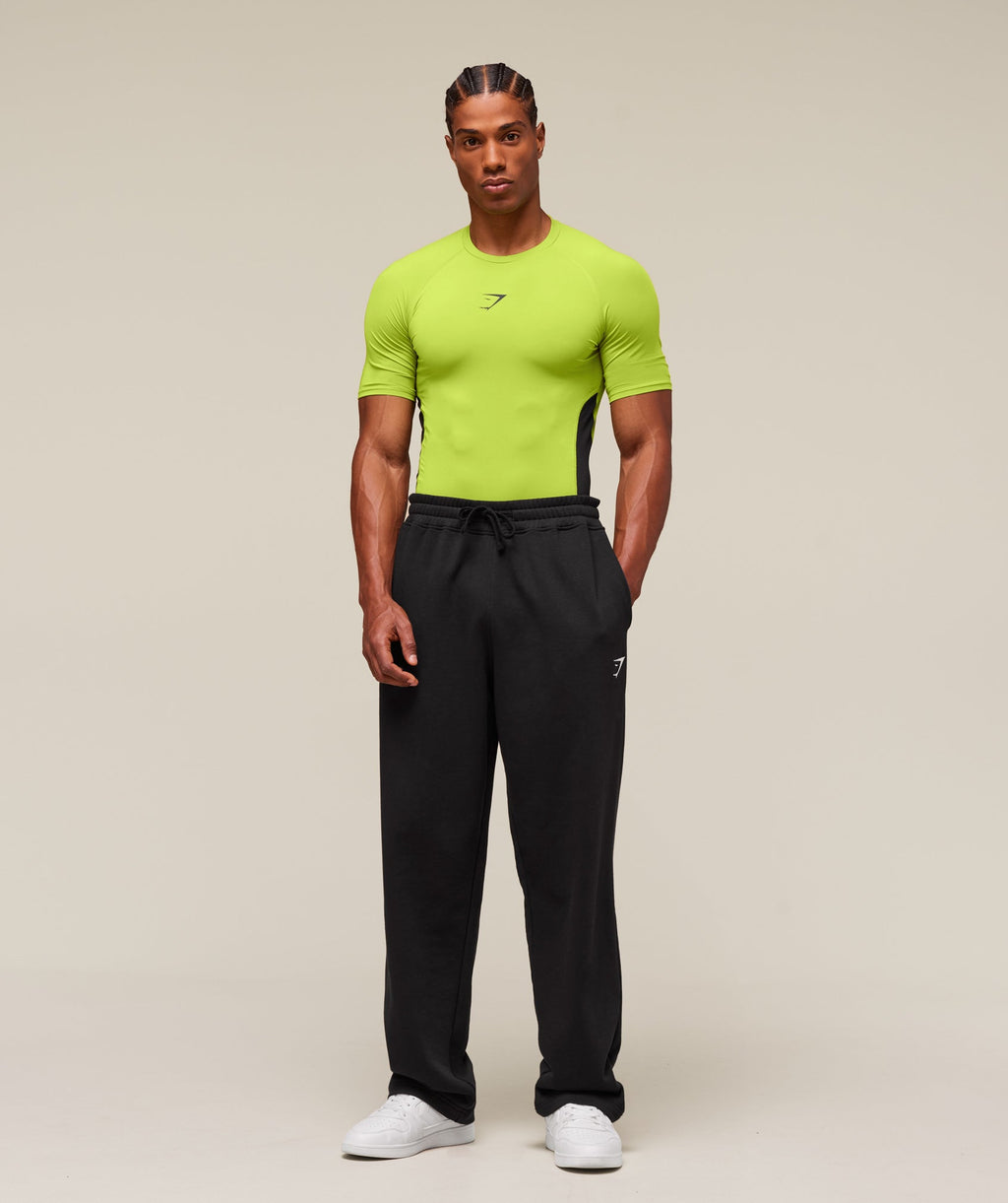 gymshark-element-baselayer-t-shirt-zest-green-black-ss25