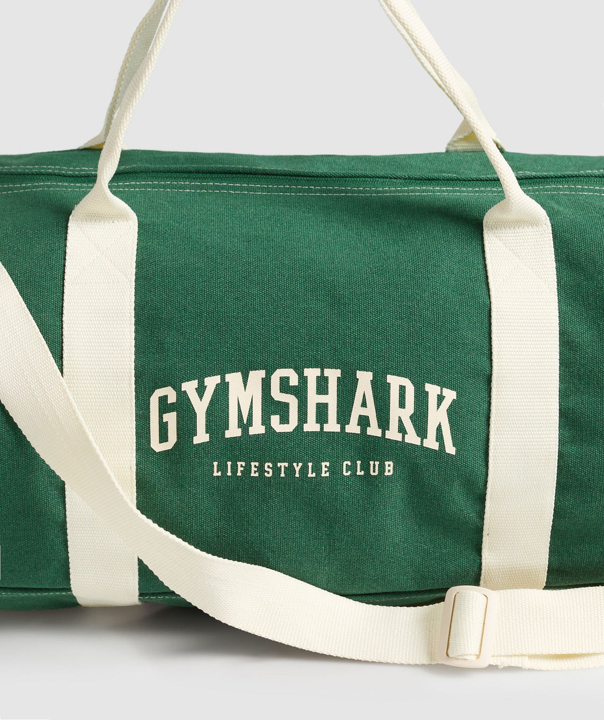 gymshark-collegiate-canvas-duffle-bags-green-ss25