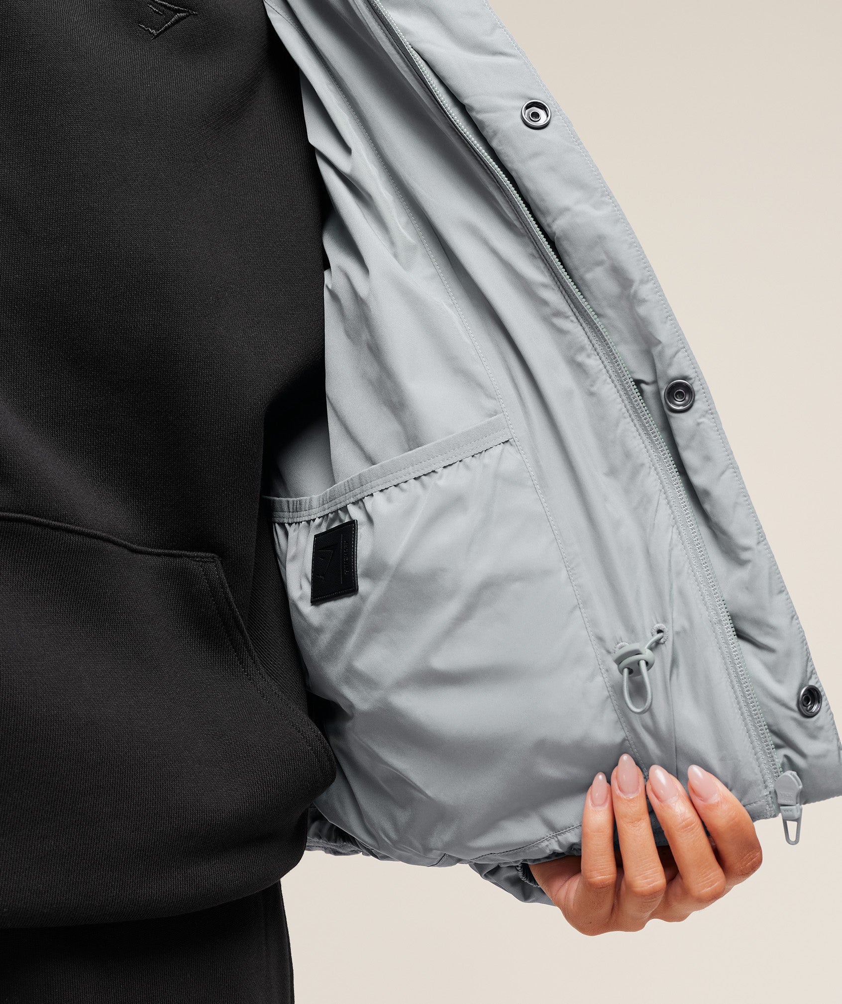 gymshark-puffer-jacket-jackets-outerwear-grey-aw25