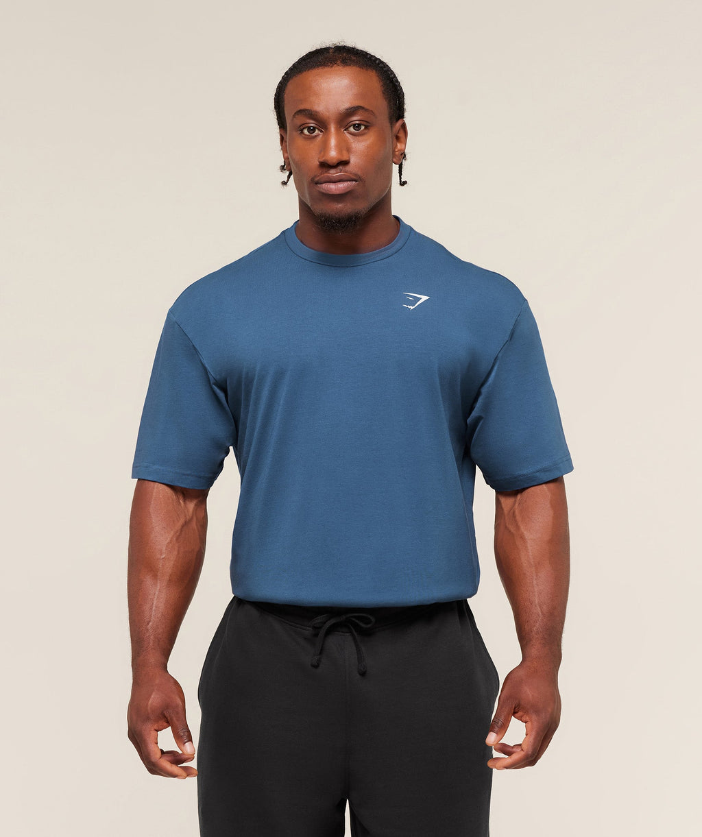 gymshark-essential-oversized-t-shirt-ss-tops-blue-aw25