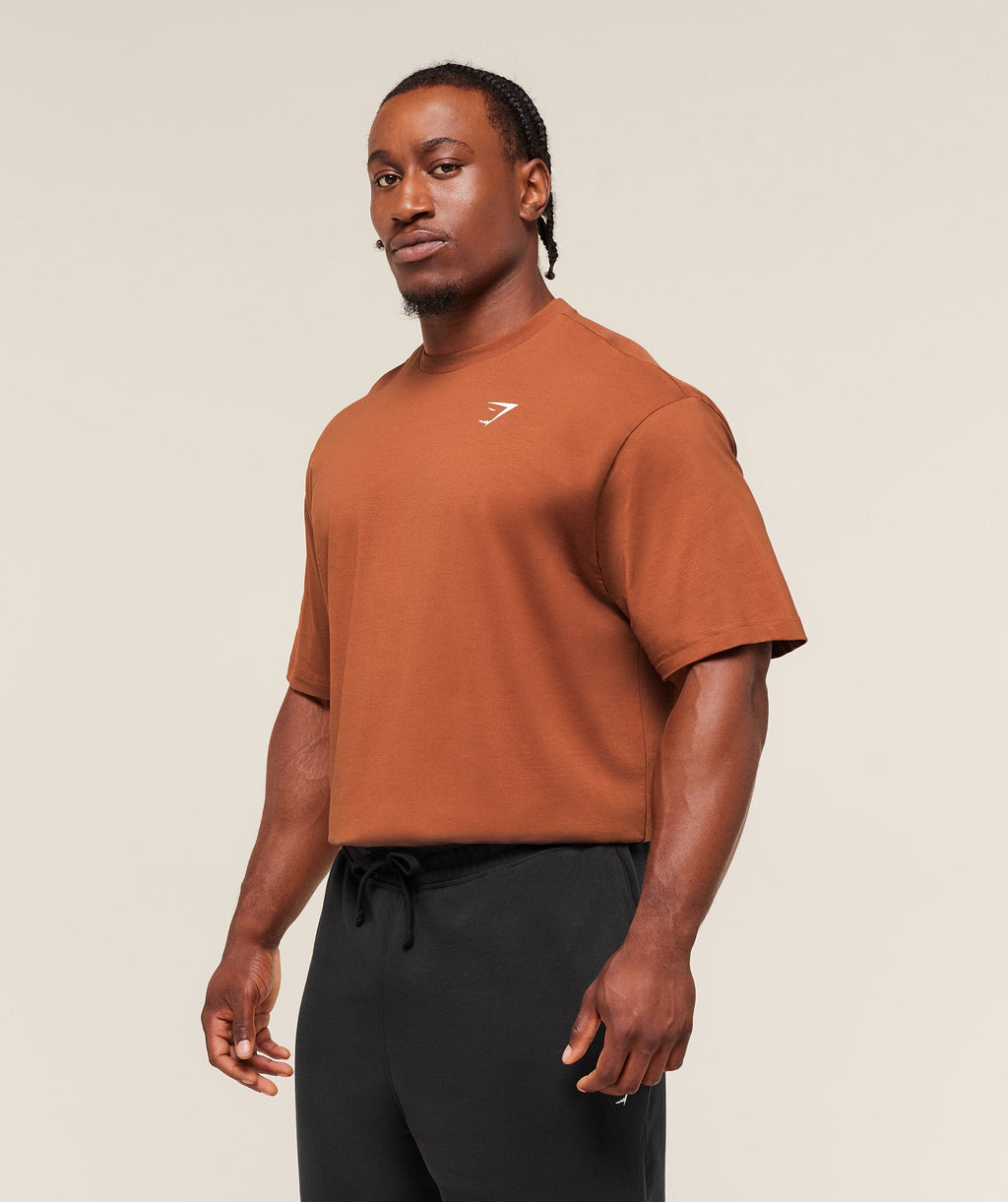 gymshark-essential-oversized-t-shirt-ss-tops-brown-aw25-1